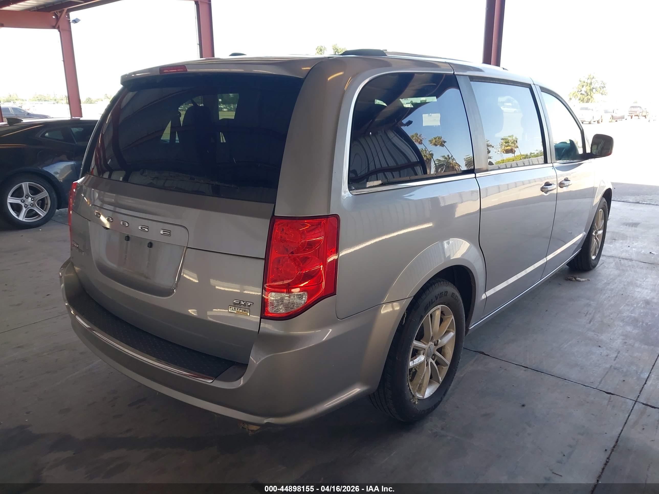 DODGE GRAND image 4