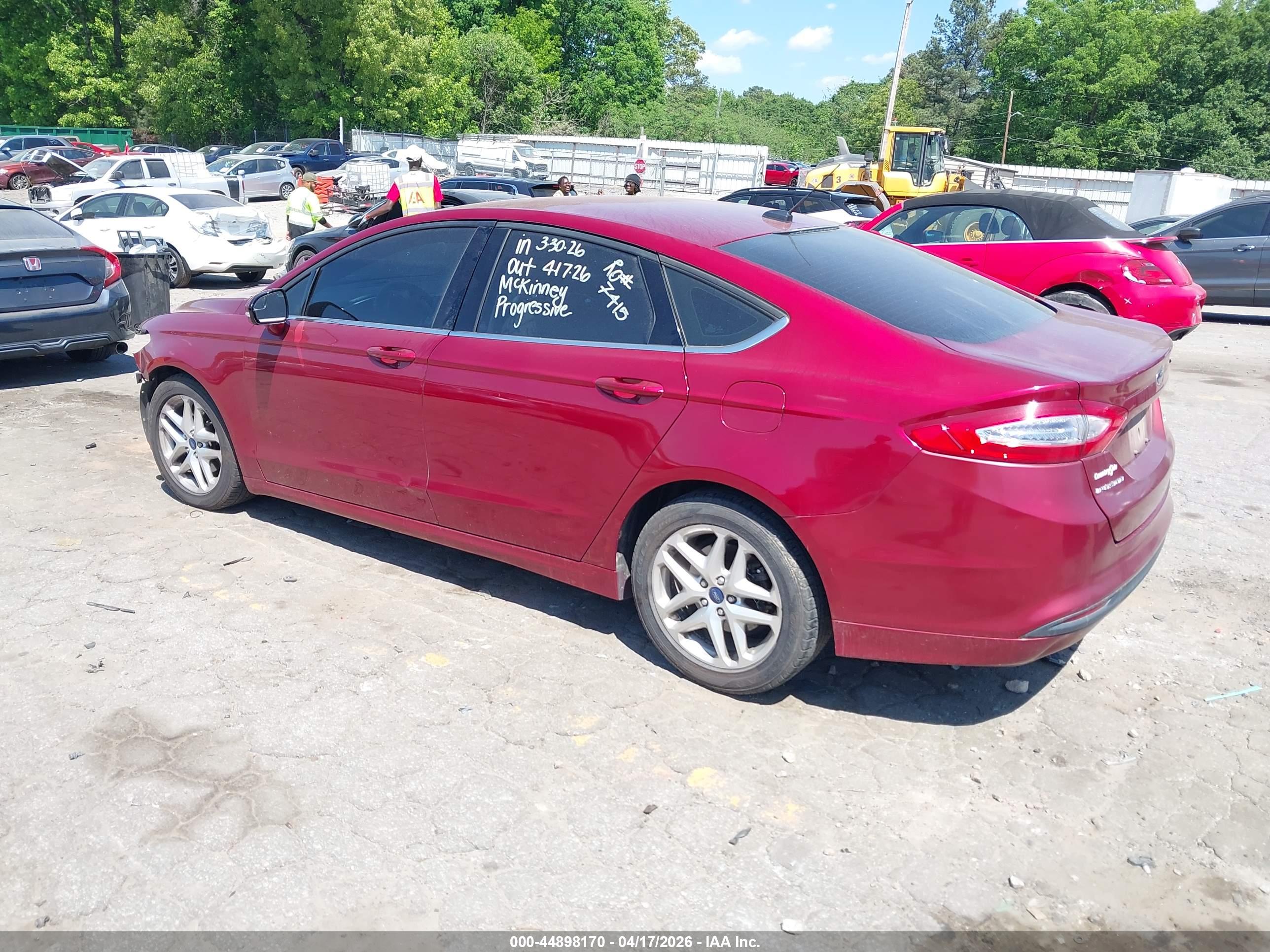 FORD FUSION image 3