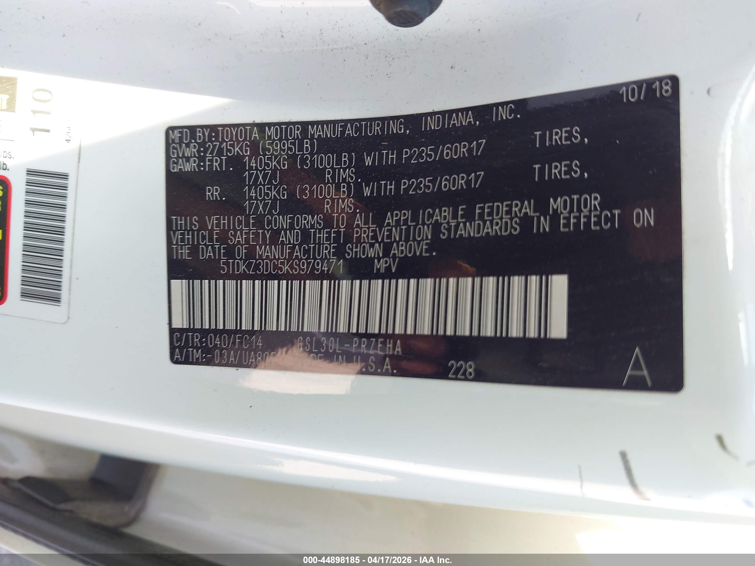 TOYOTA SIENNA image 9