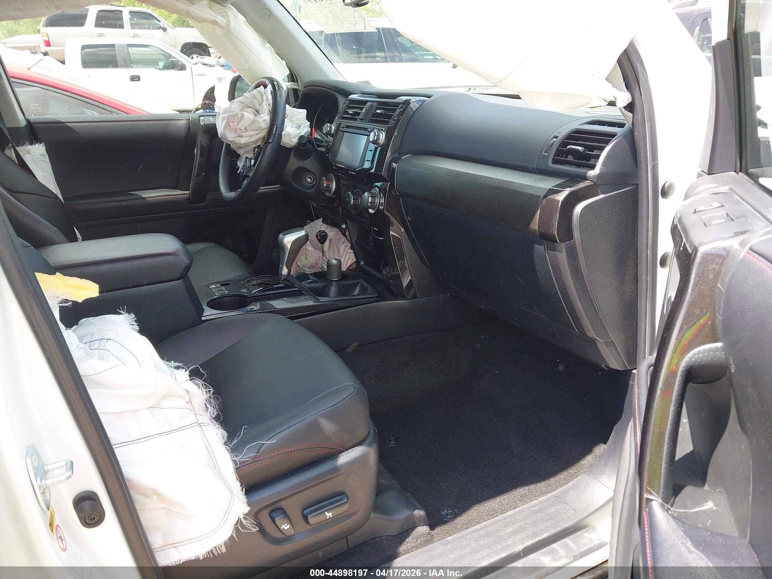 TOYOTA 4RUNNER image 5