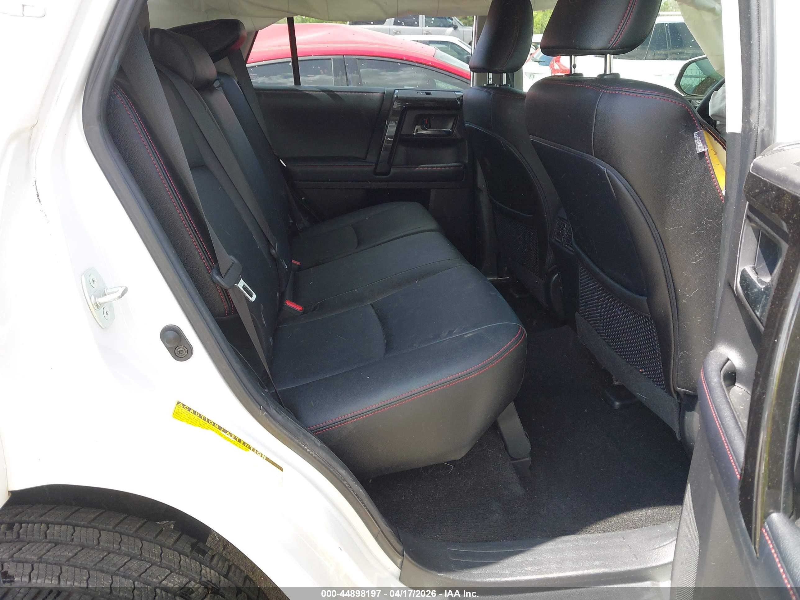 TOYOTA 4RUNNER image 8