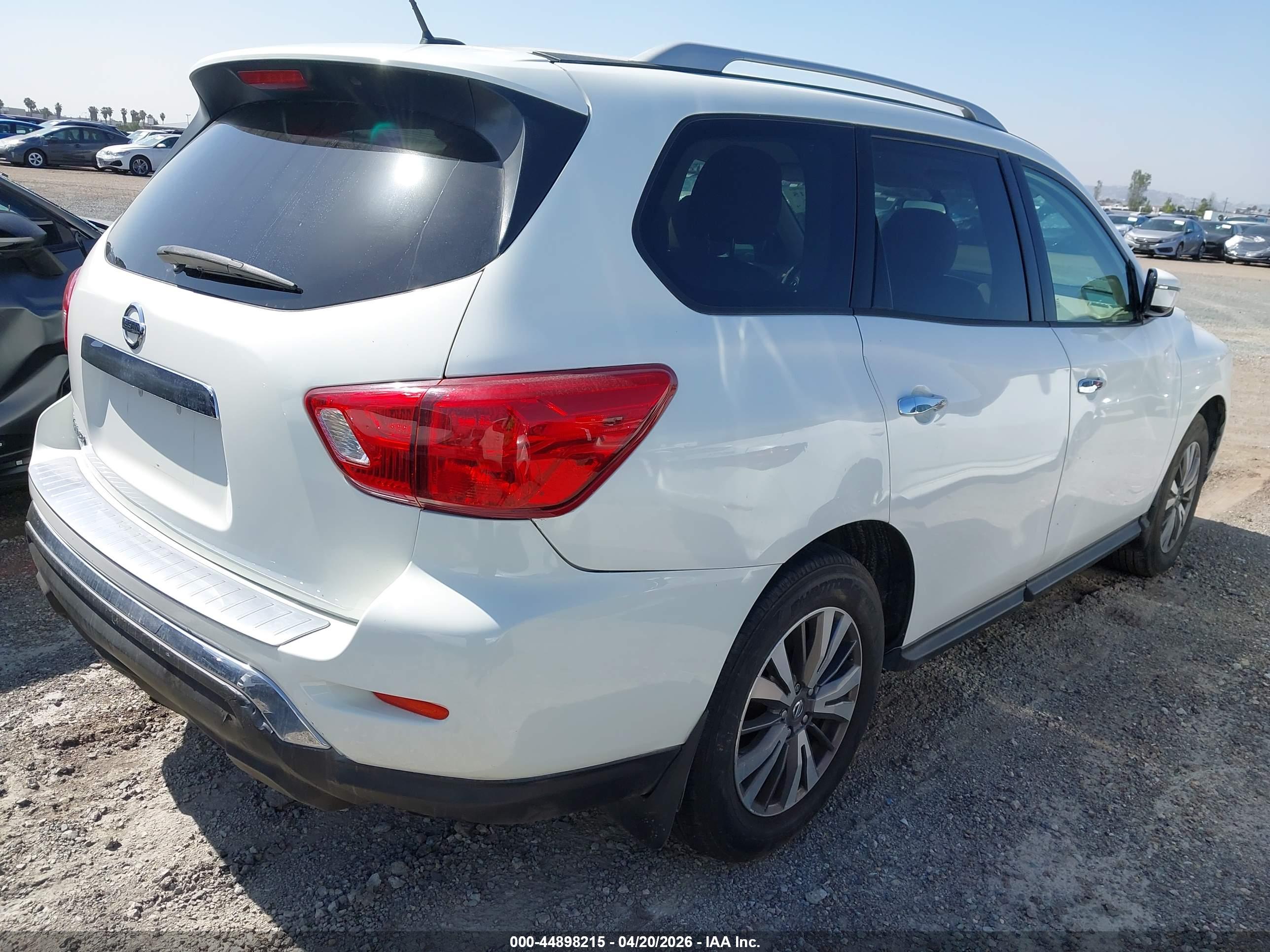 NISSAN PATHFINDER image 4