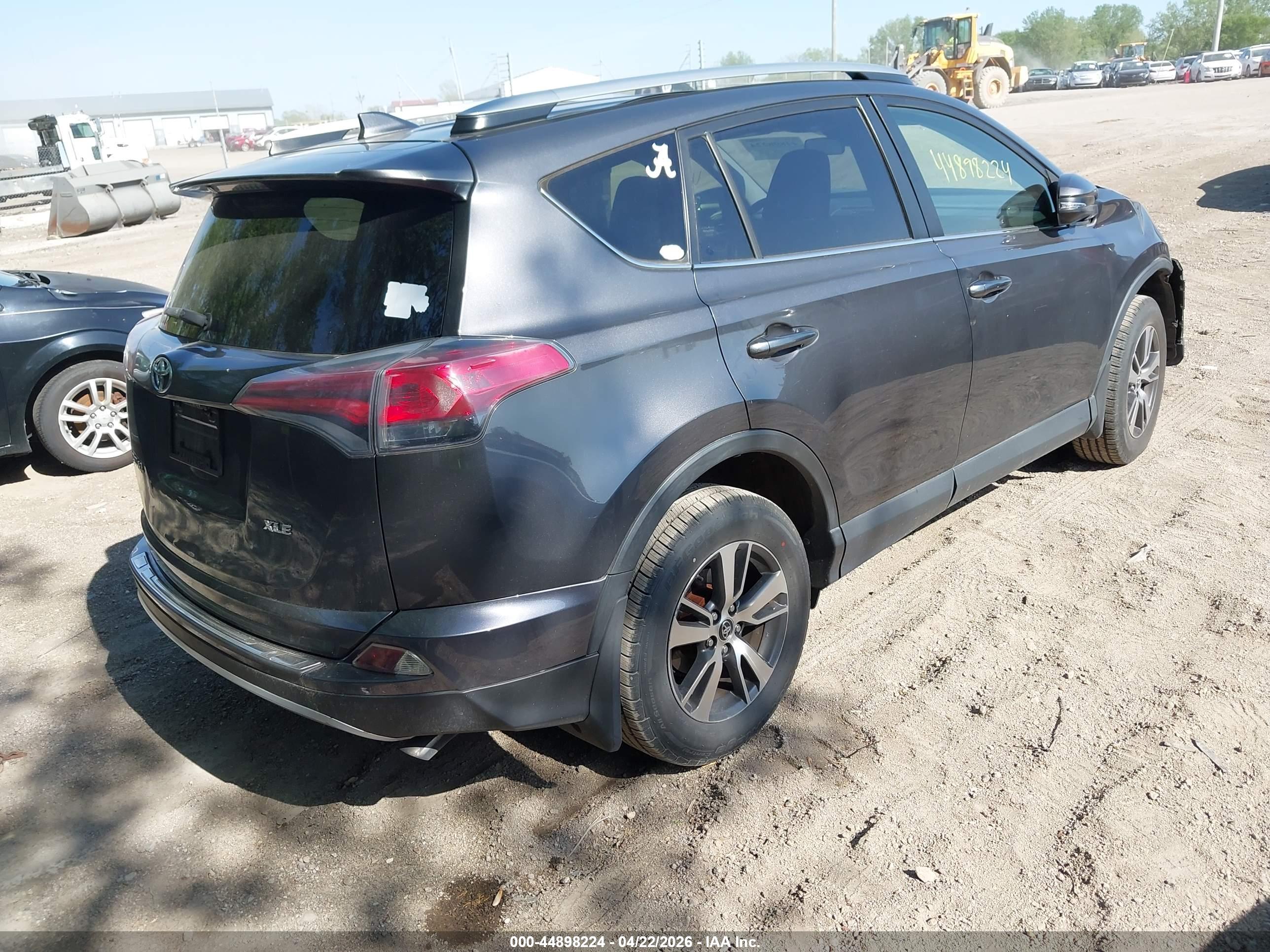 TOYOTA RAV4 image 4