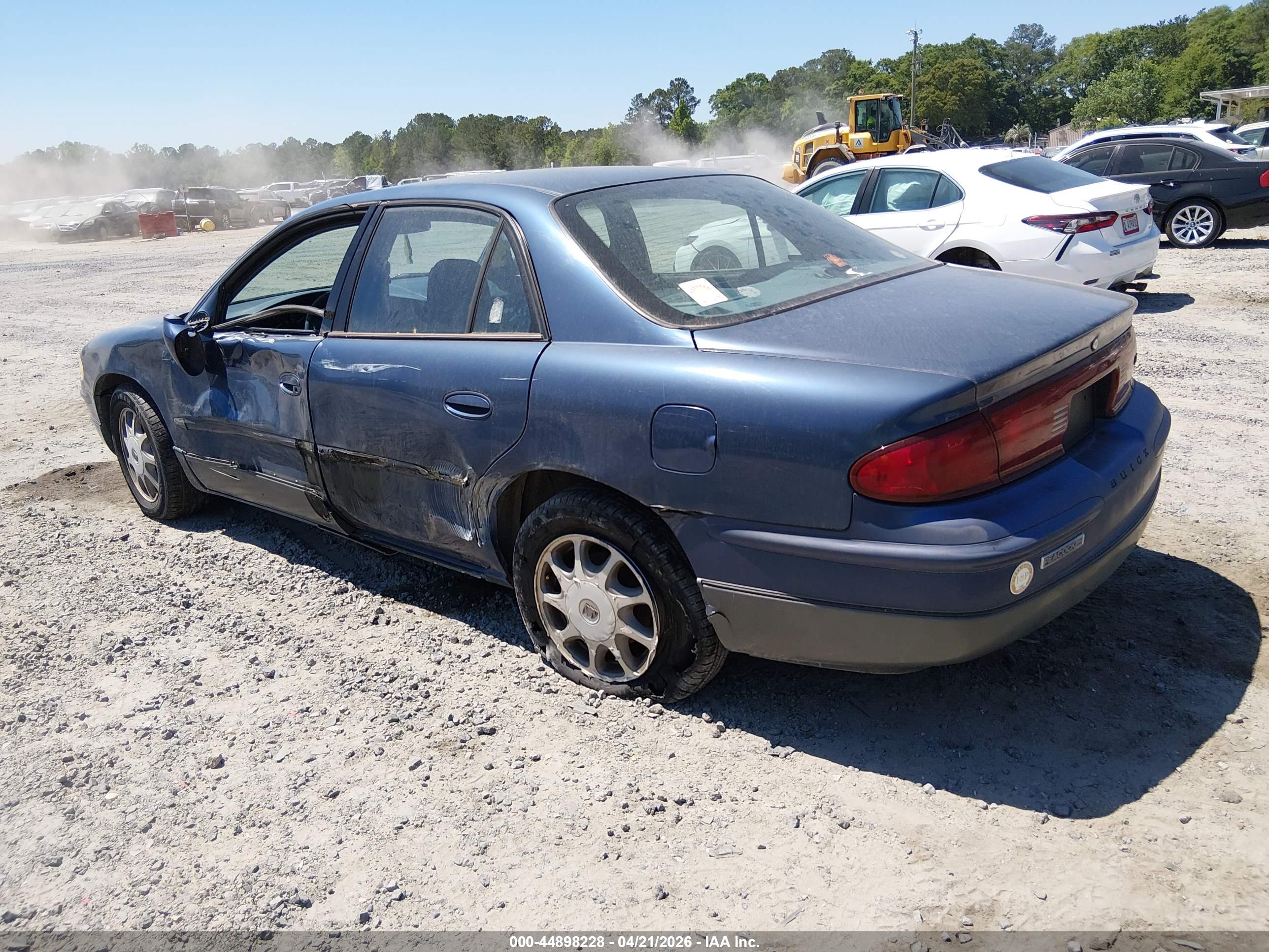 BUICK REGAL image 3