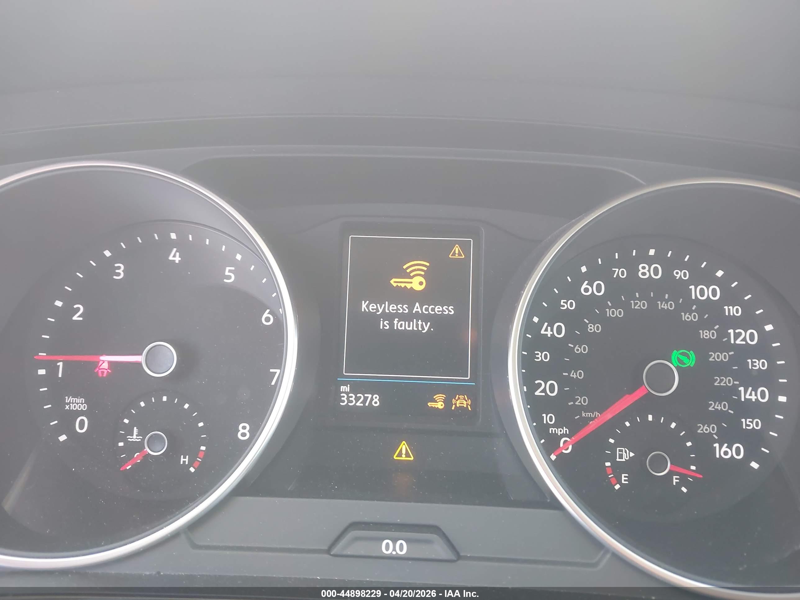 VOLKSWAGEN TIGUAN image 7