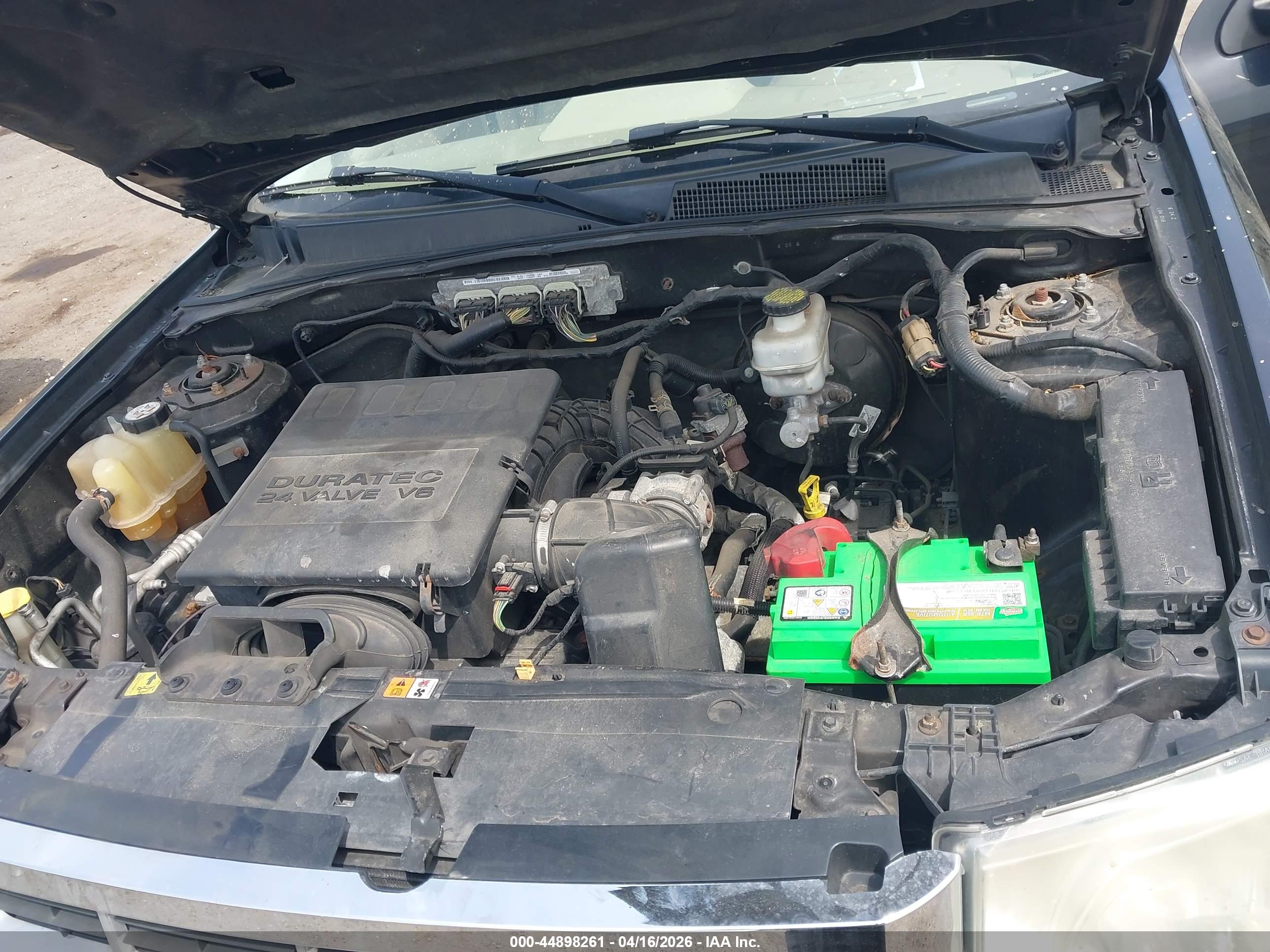 FORD ESCAPE image 10