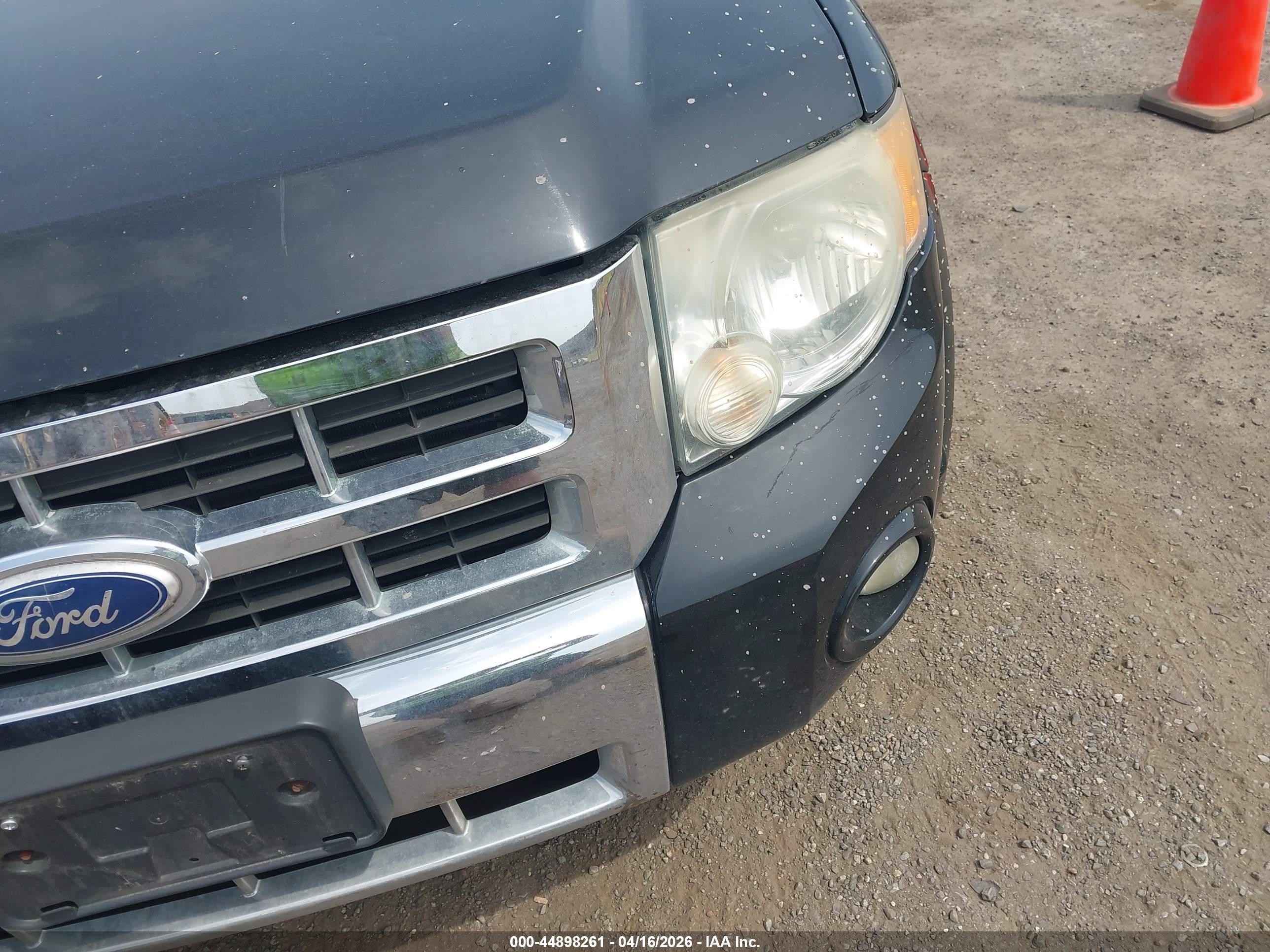 FORD ESCAPE image 6