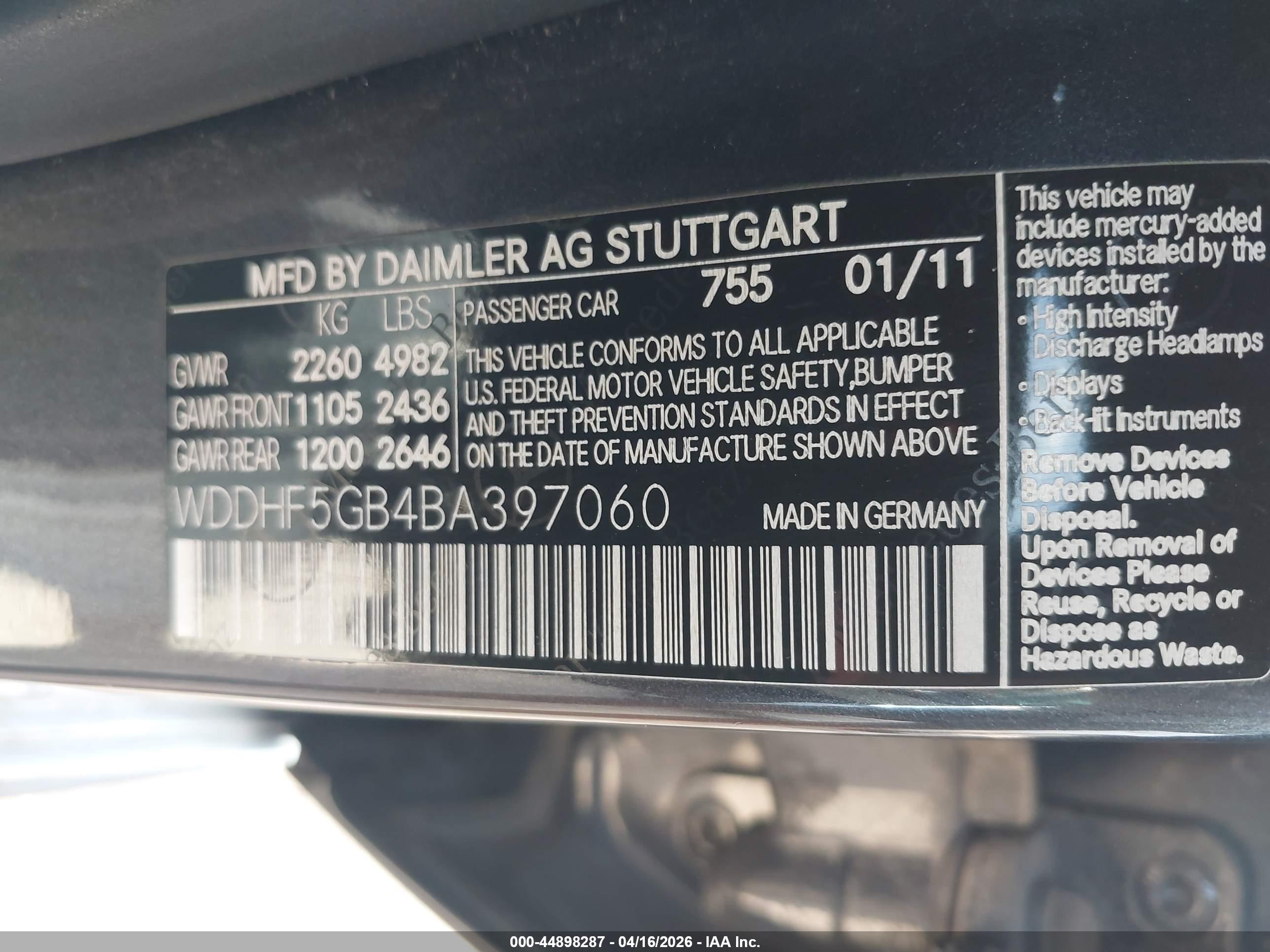 MERCEDES-BENZ E image 9