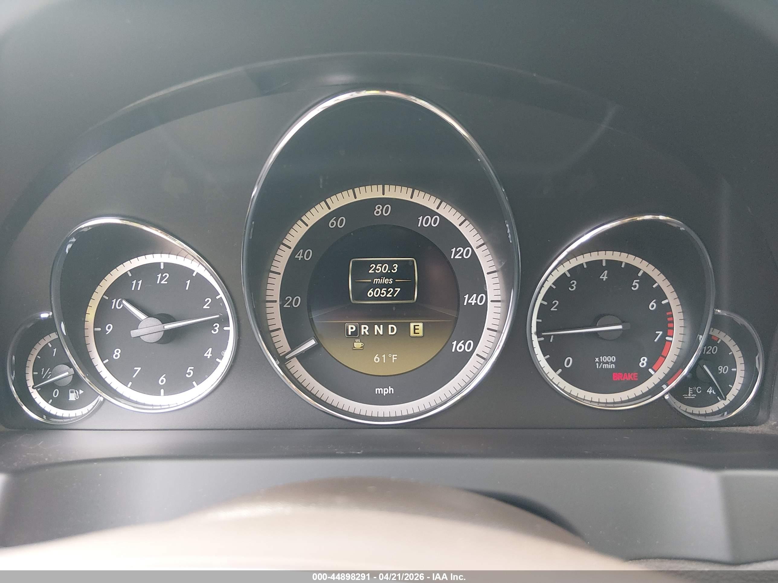 MERCEDES-BENZ E image 7