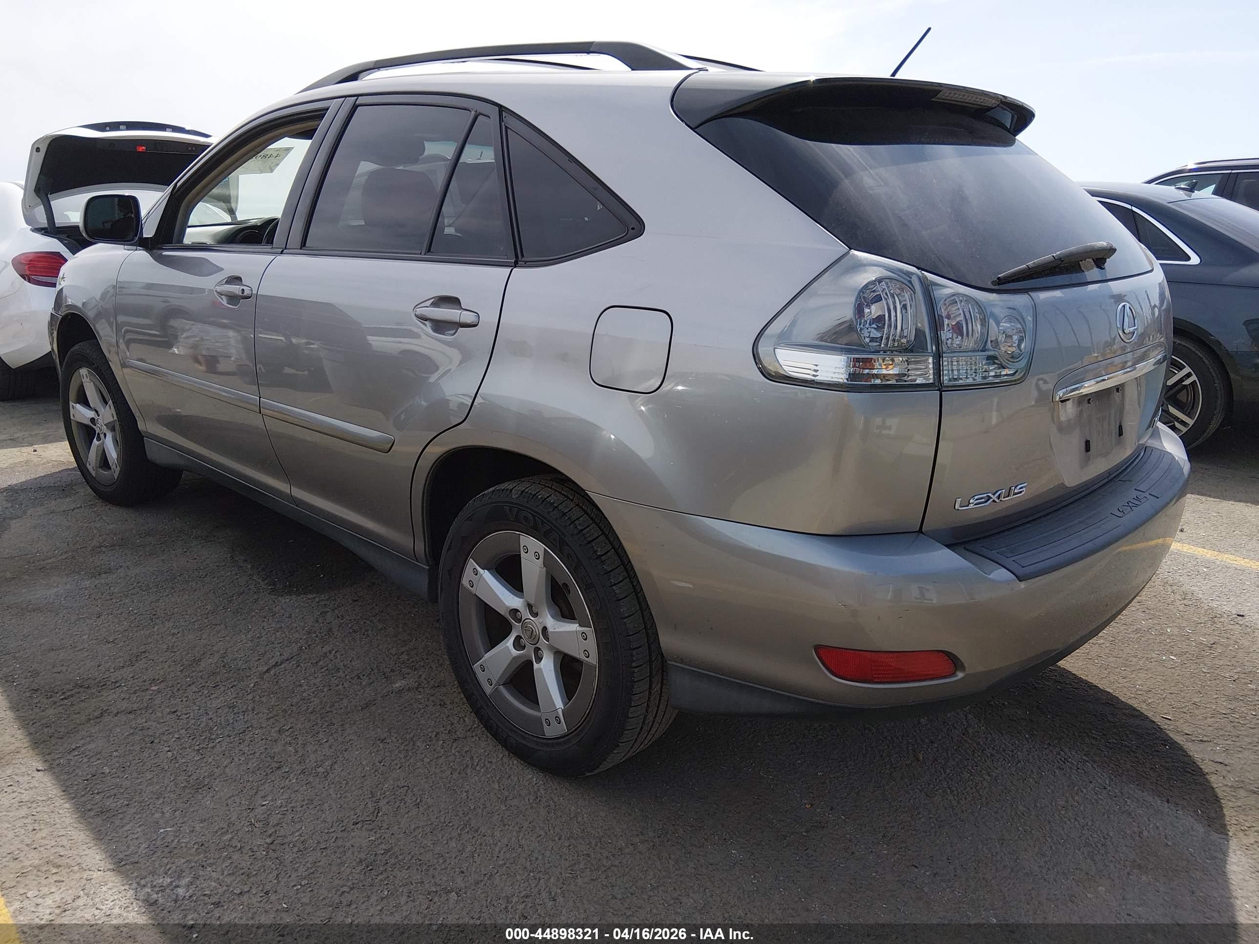 LEXUS RX image 3