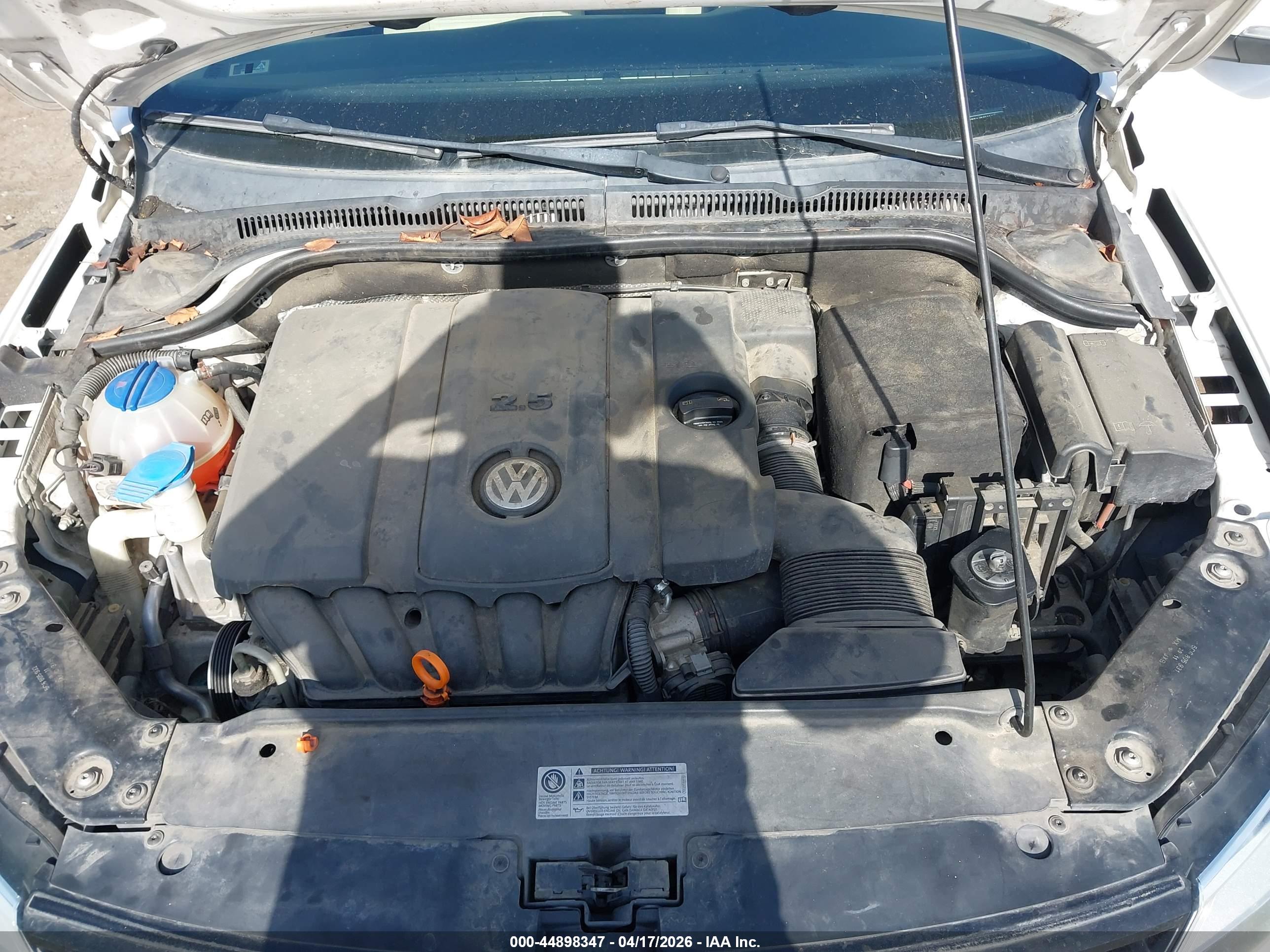 VOLKSWAGEN JETTA image 10