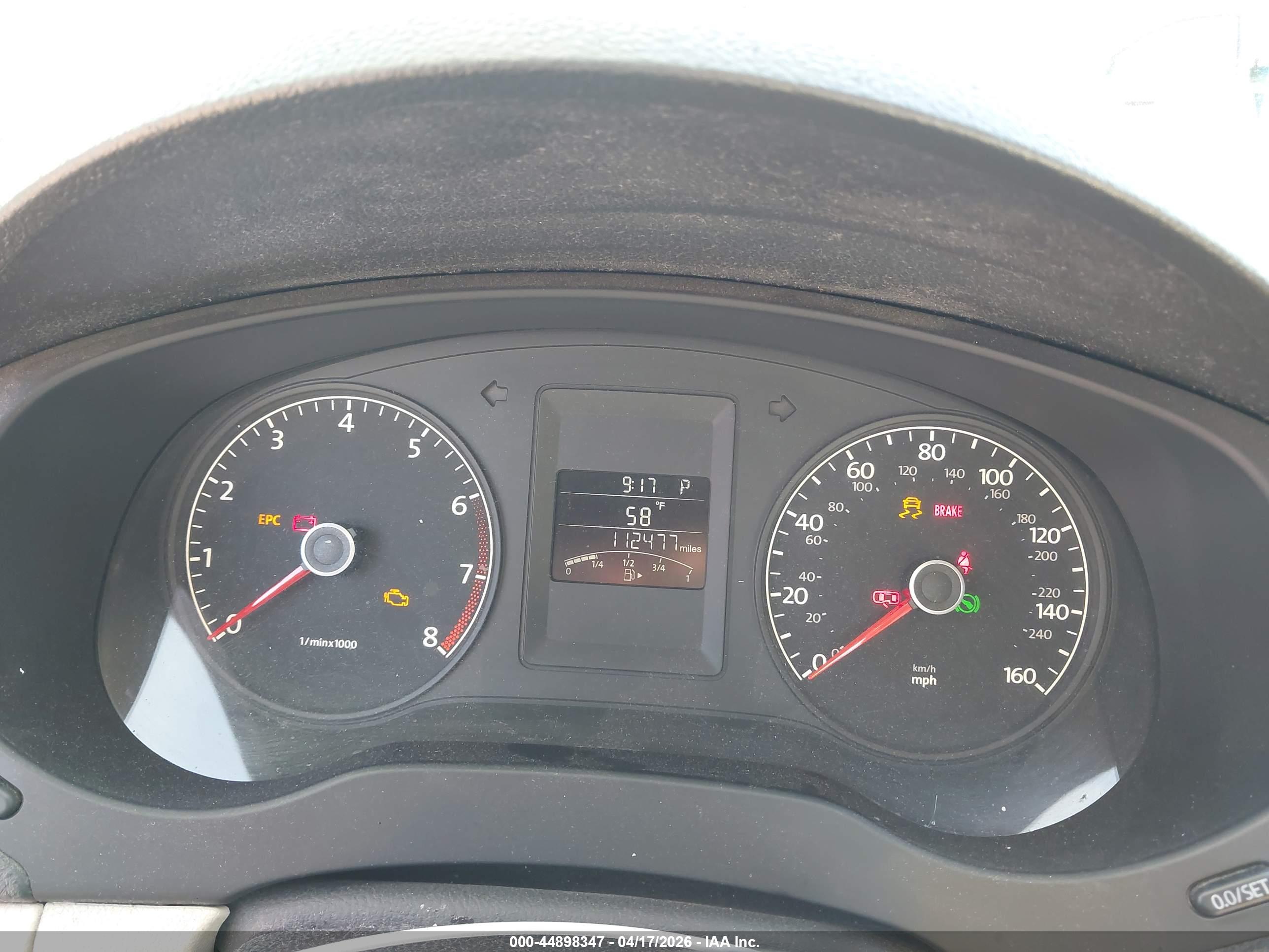 VOLKSWAGEN JETTA image 7