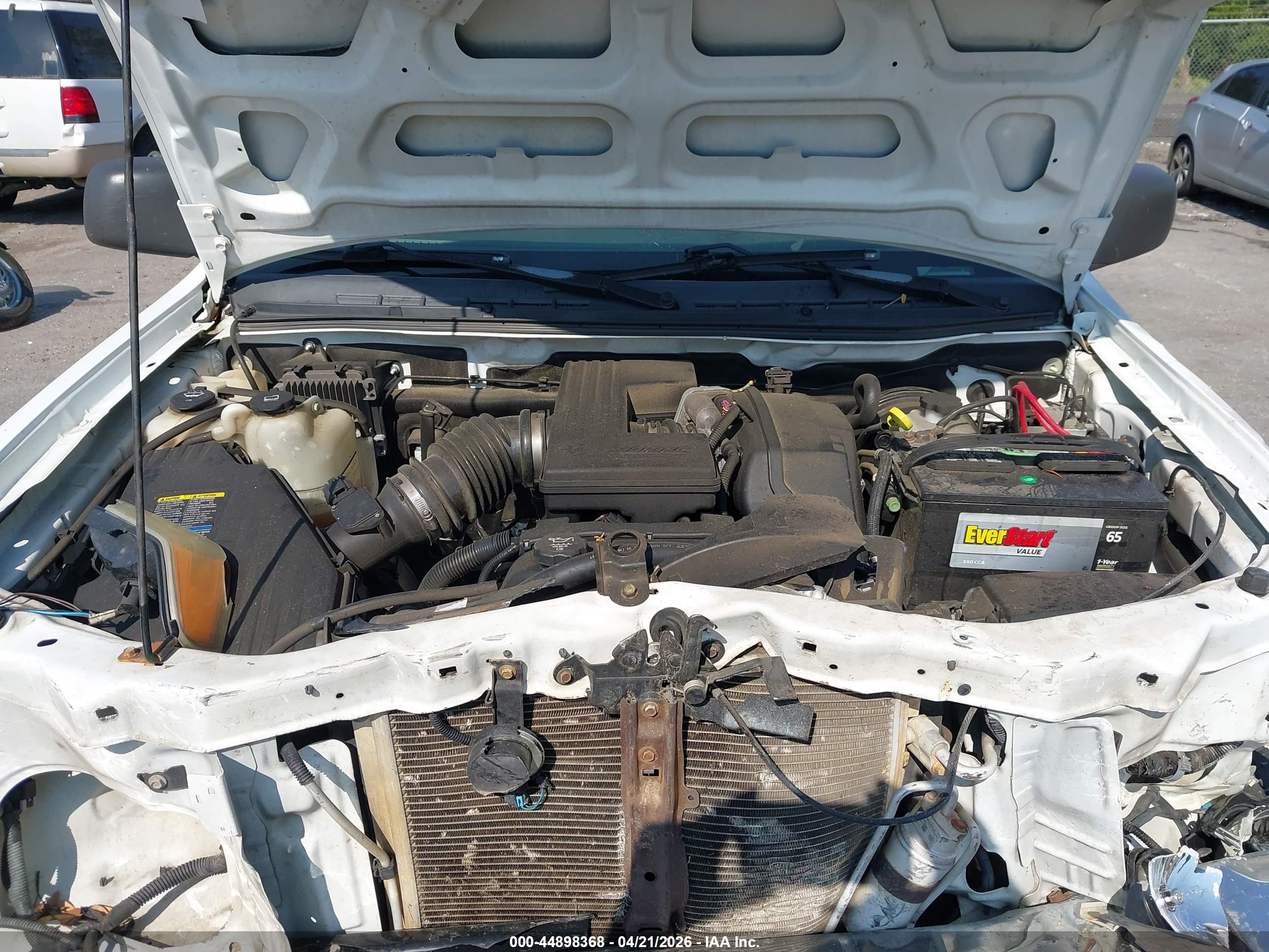 CHEVROLET COLORADO image 10