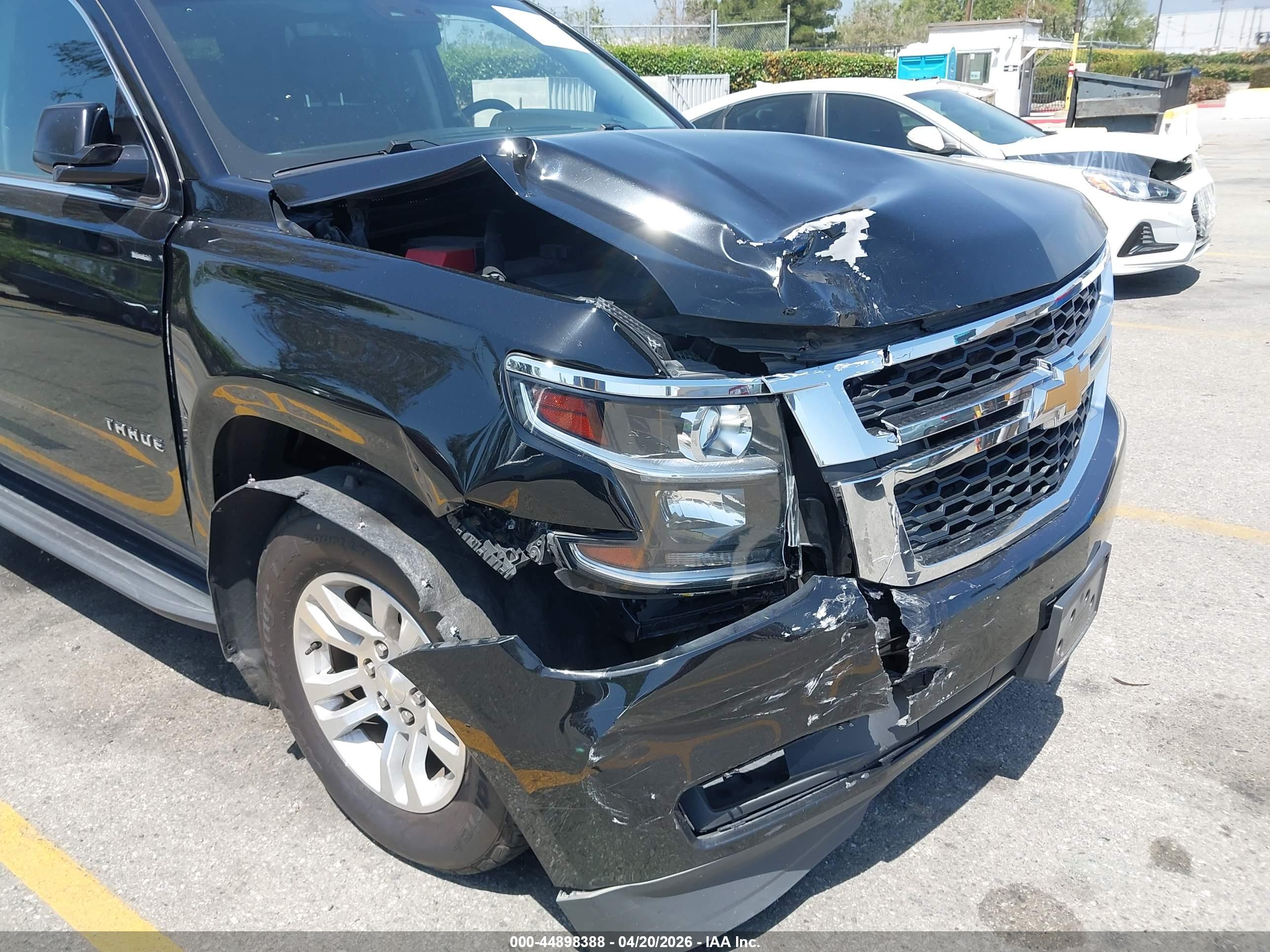 CHEVROLET TAHOE image 6