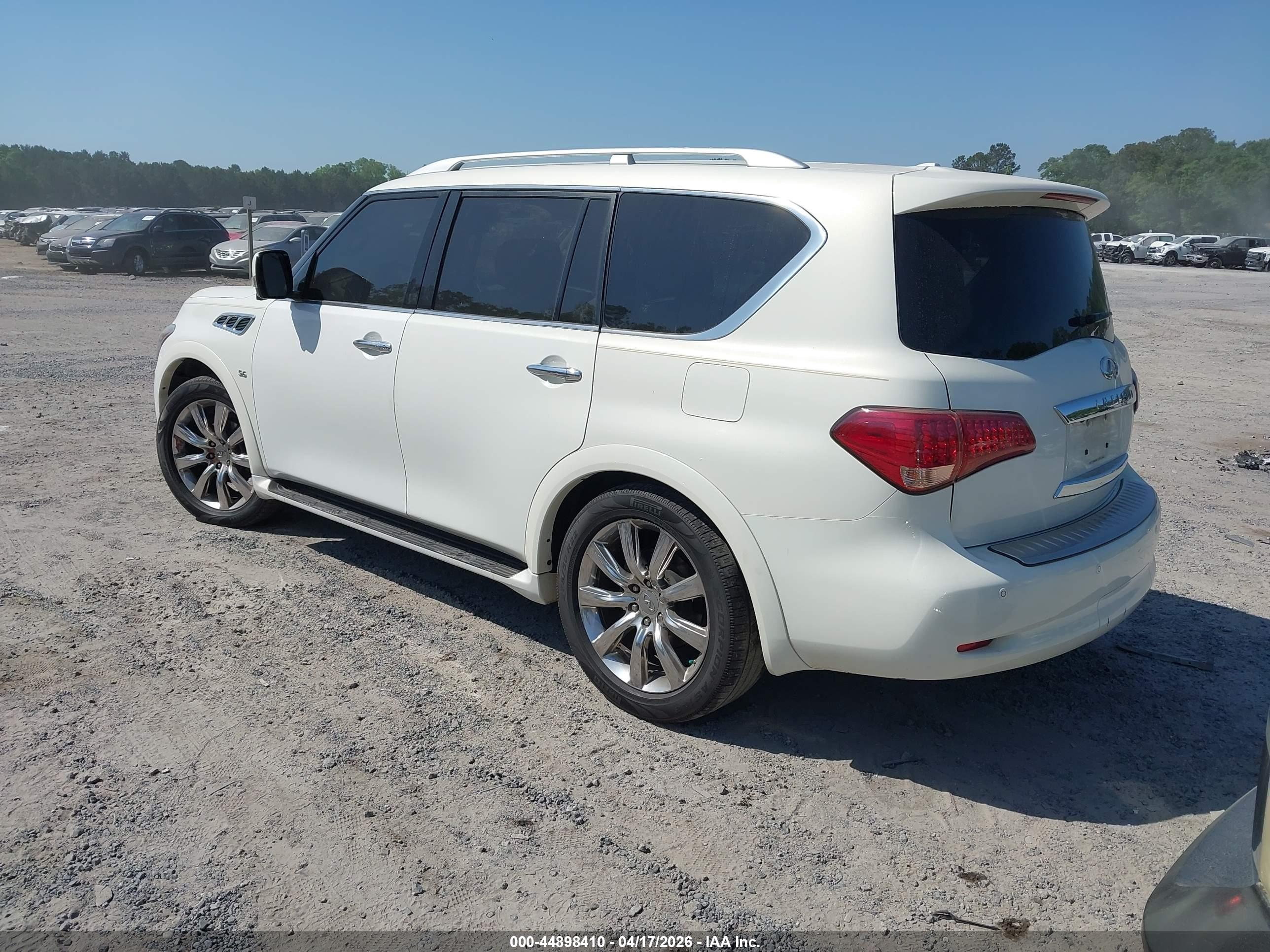 INFINITI QX80 image 3