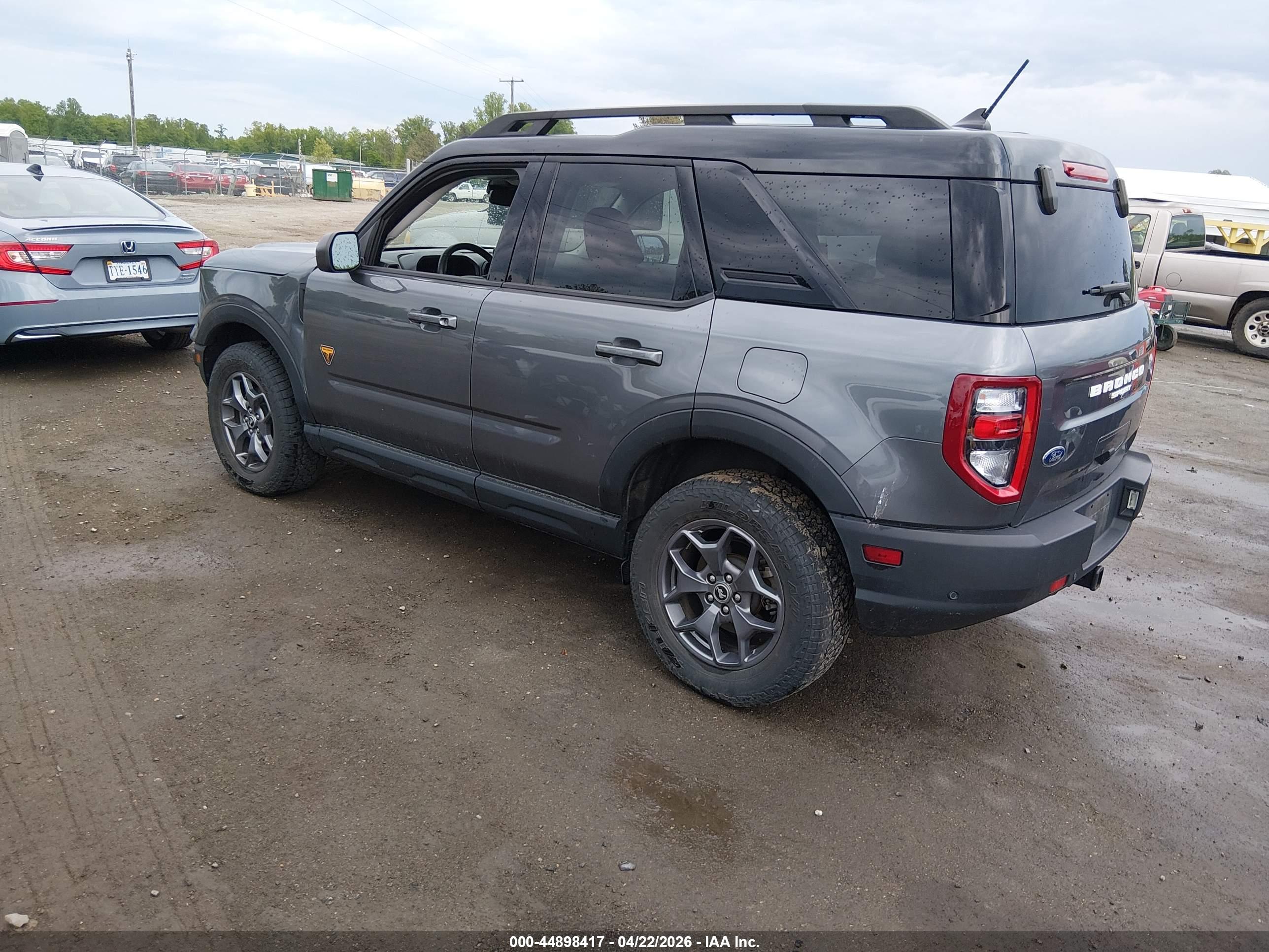 FORD BRONCO image 3