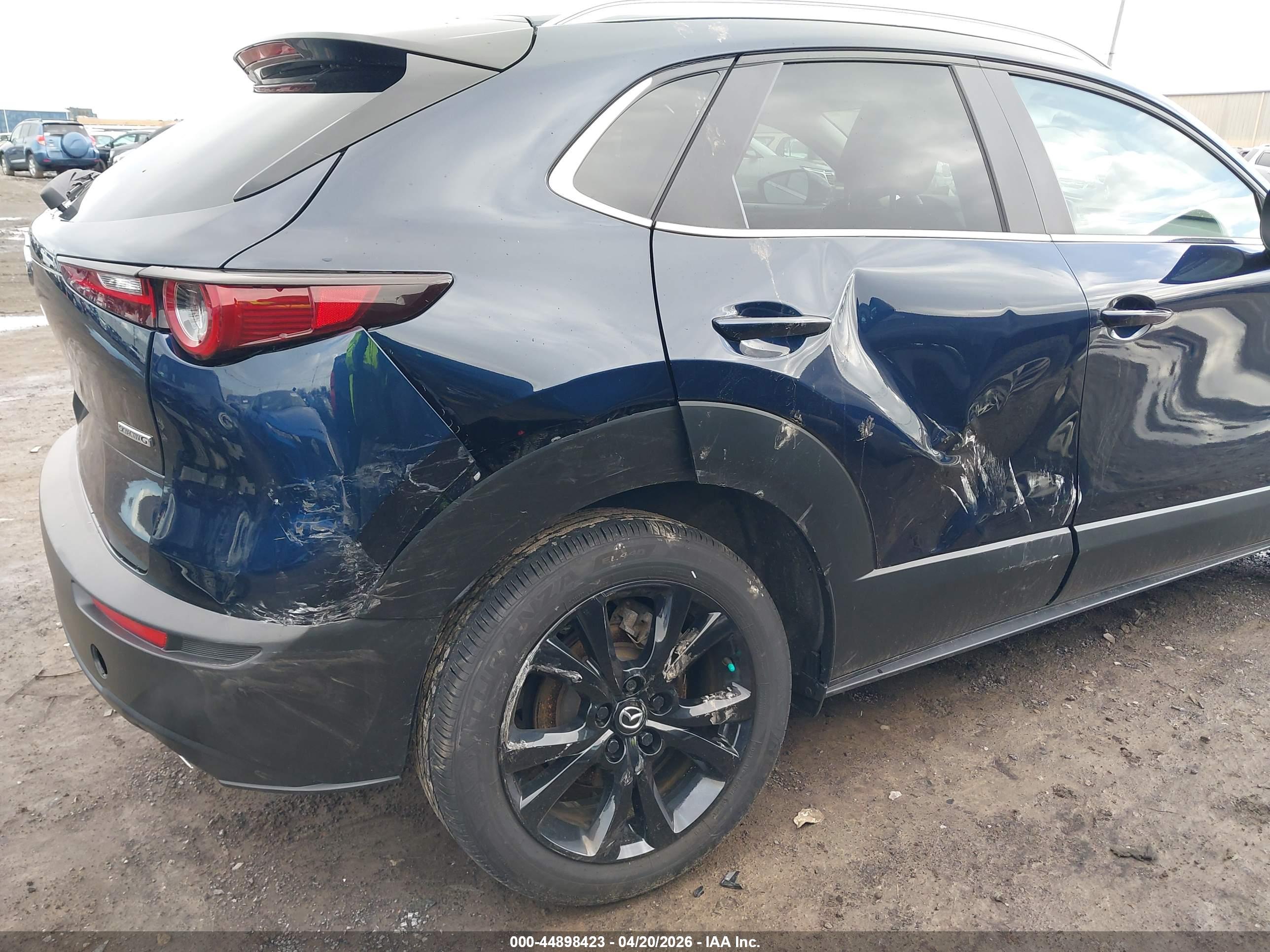 MAZDA CX-30 image 6