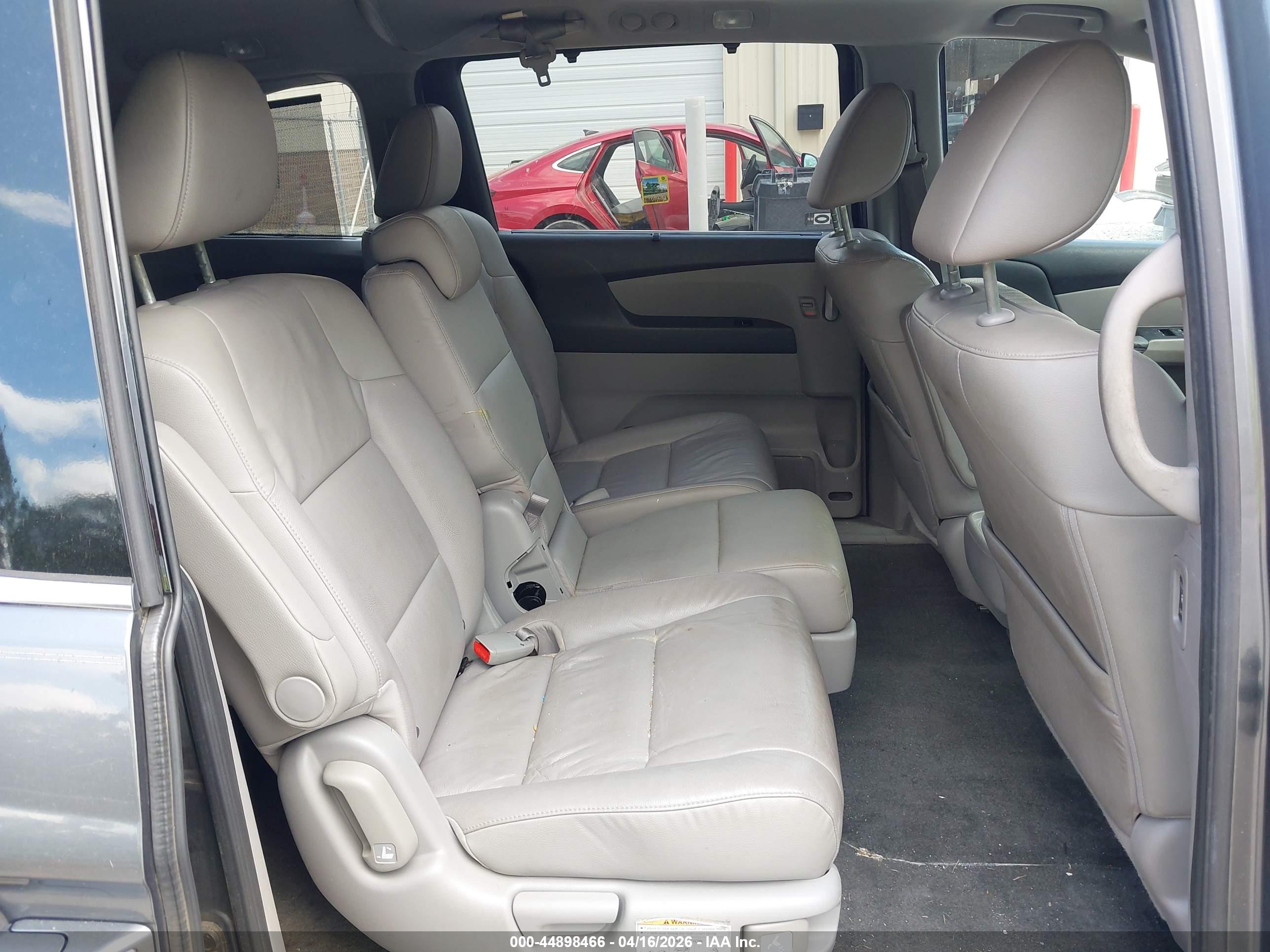 HONDA ODYSSEY image 8