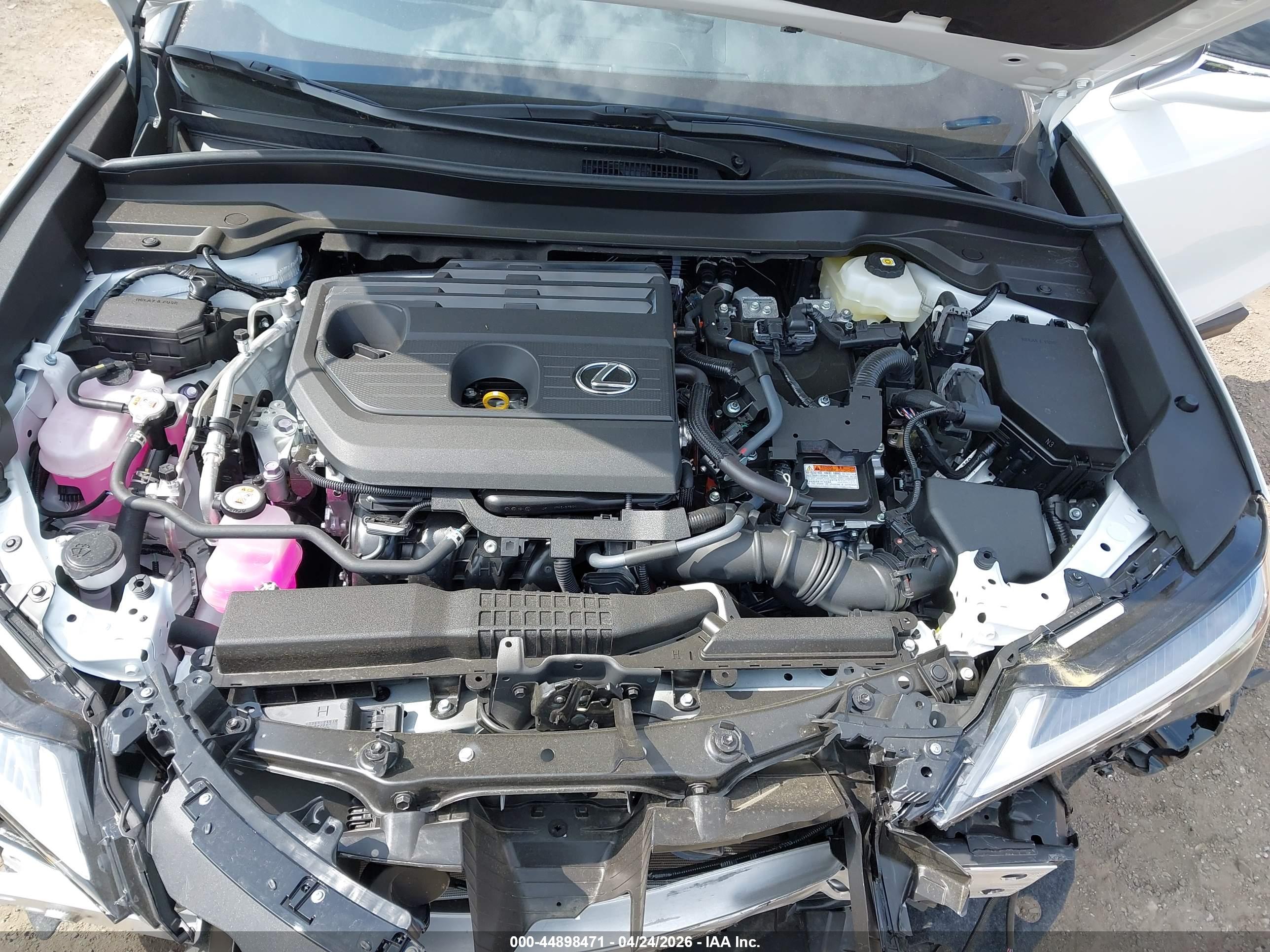 LEXUS UX image 10