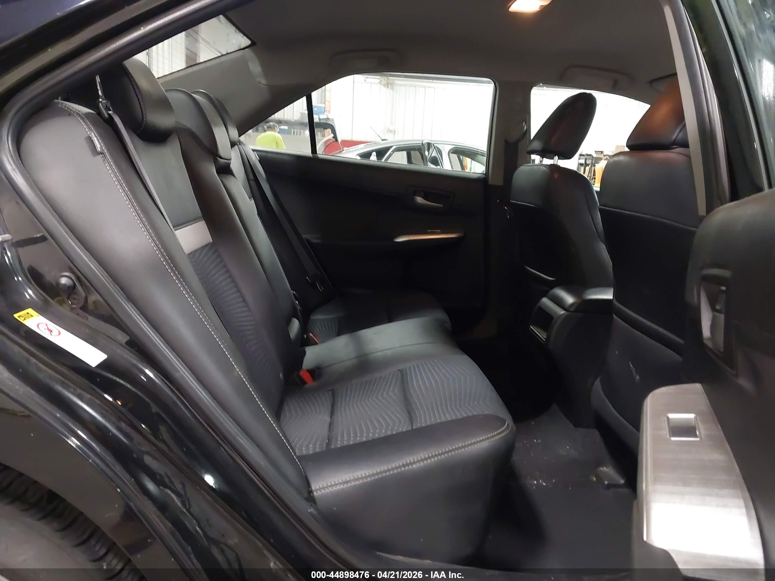 TOYOTA CAMRY image 8