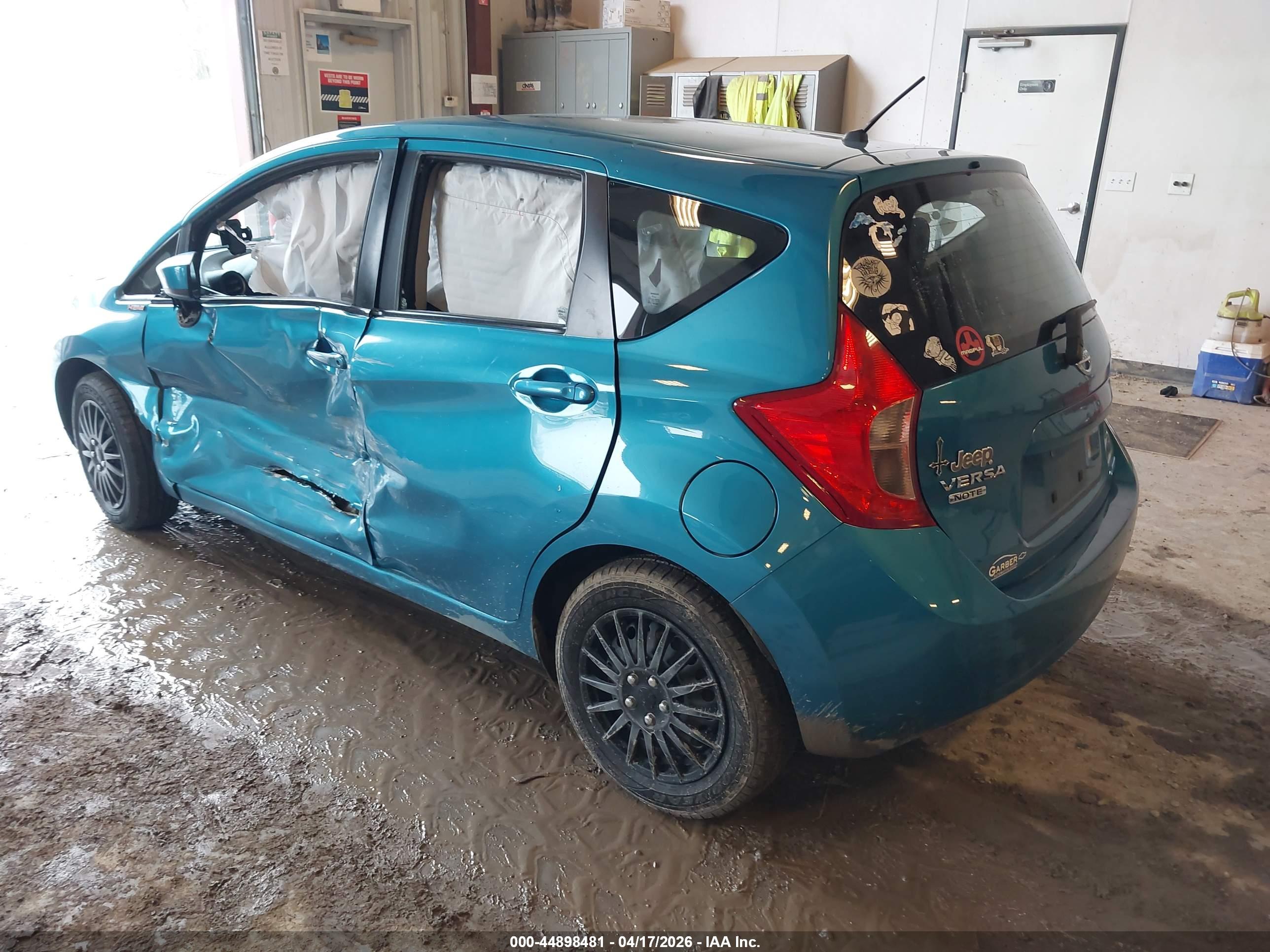 NISSAN VERSA image 3