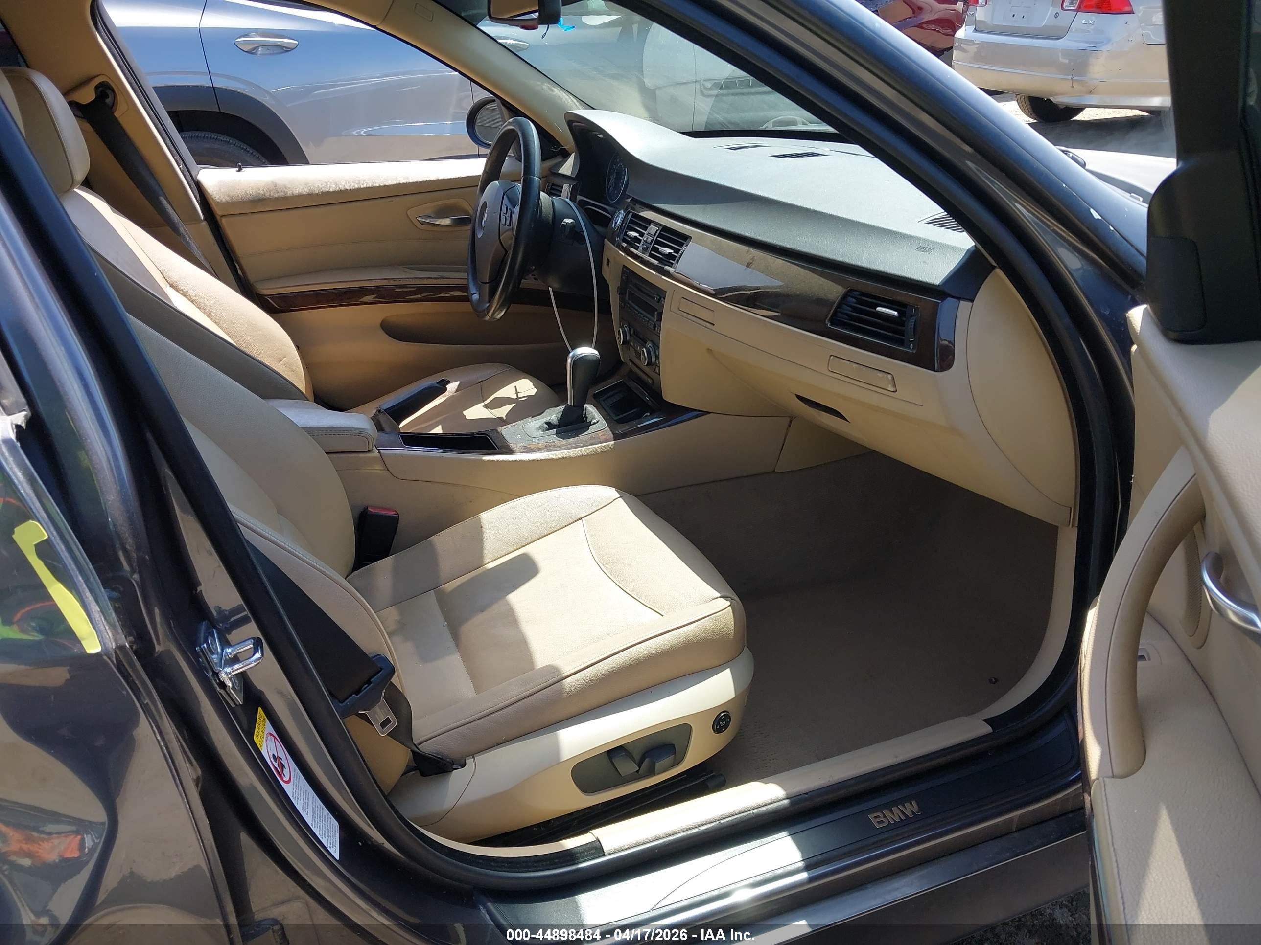 BMW 328I image 5