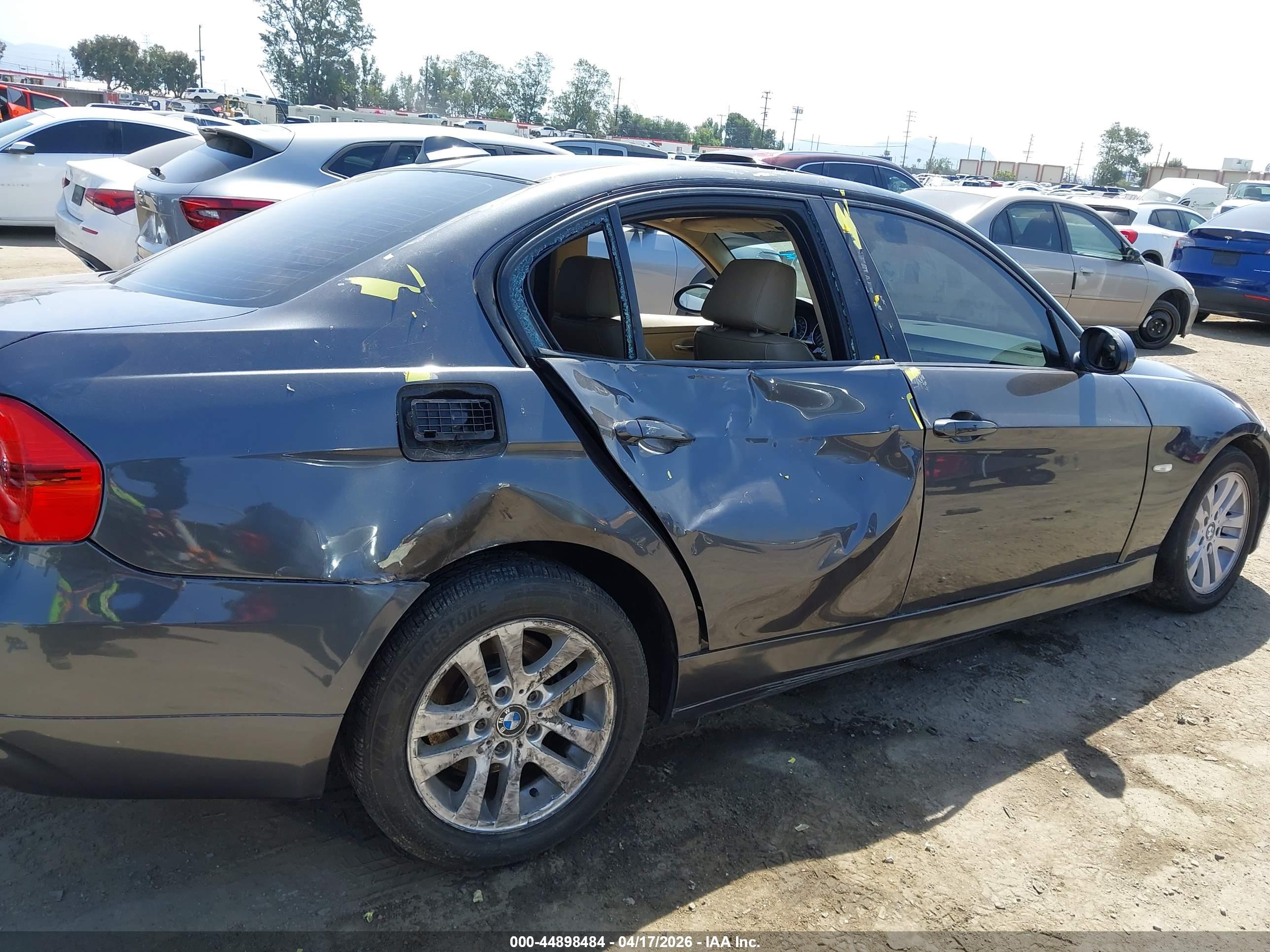 BMW 328I image 6