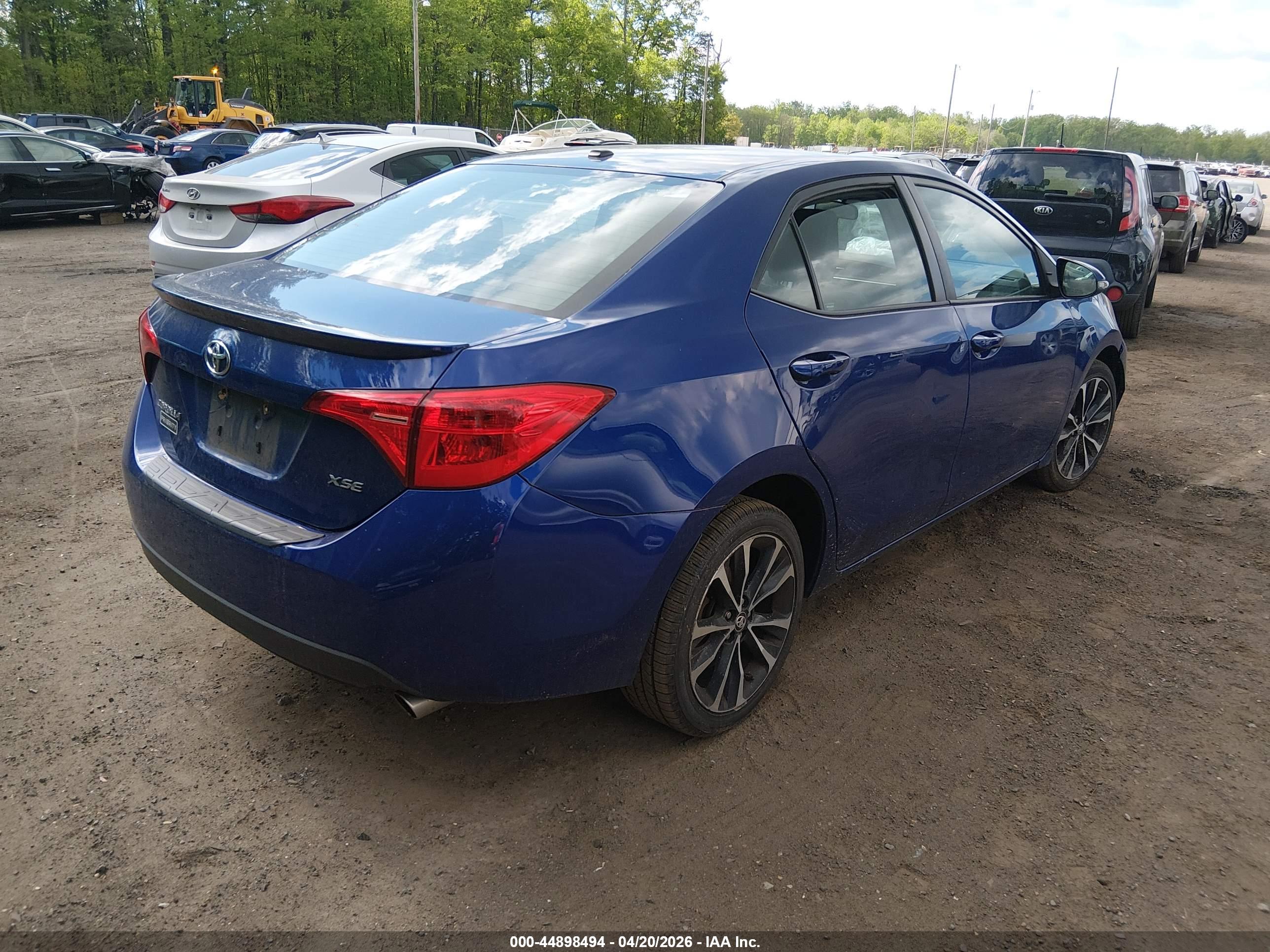 TOYOTA COROLLA image 4