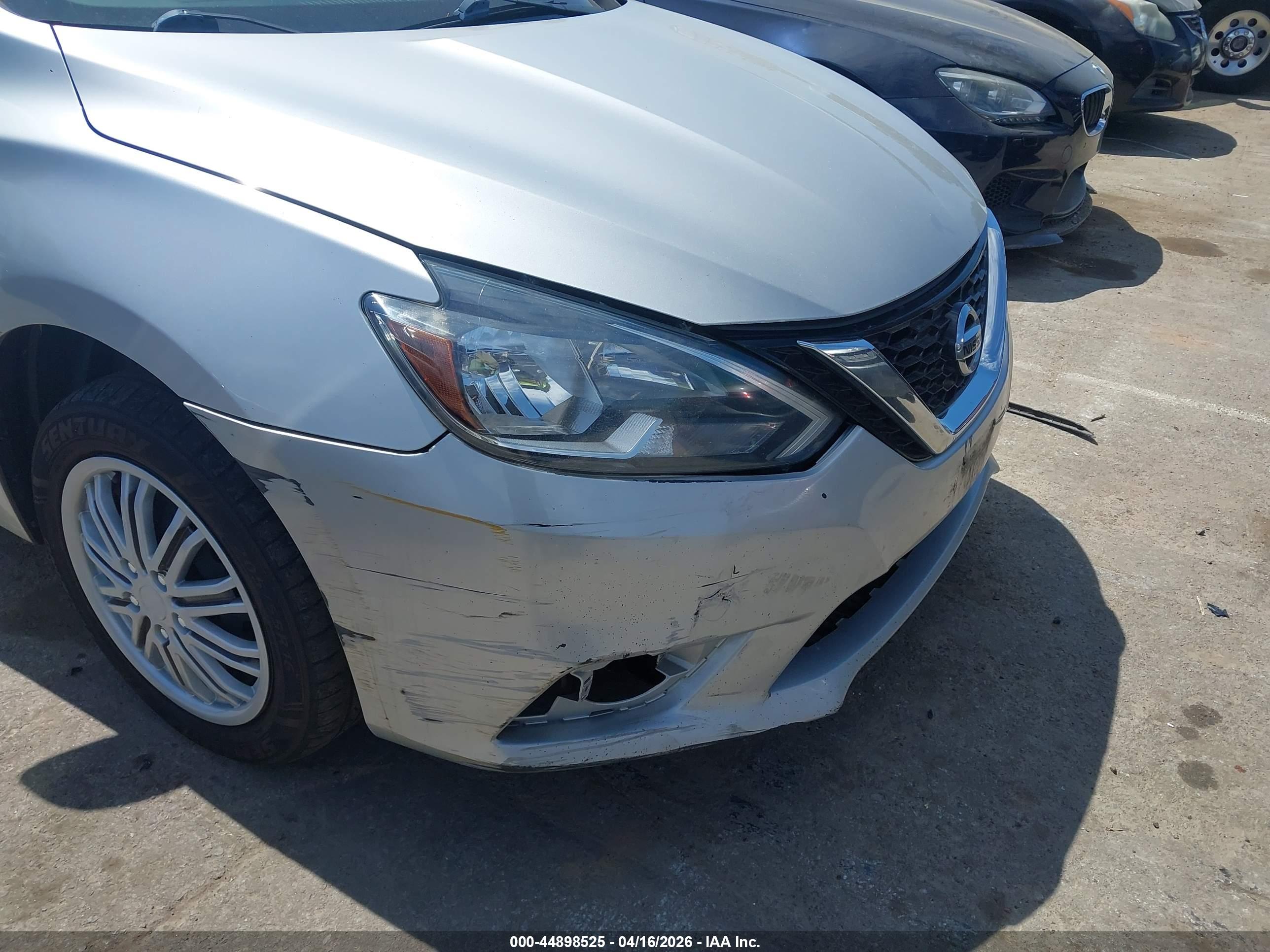 NISSAN SENTRA image 6