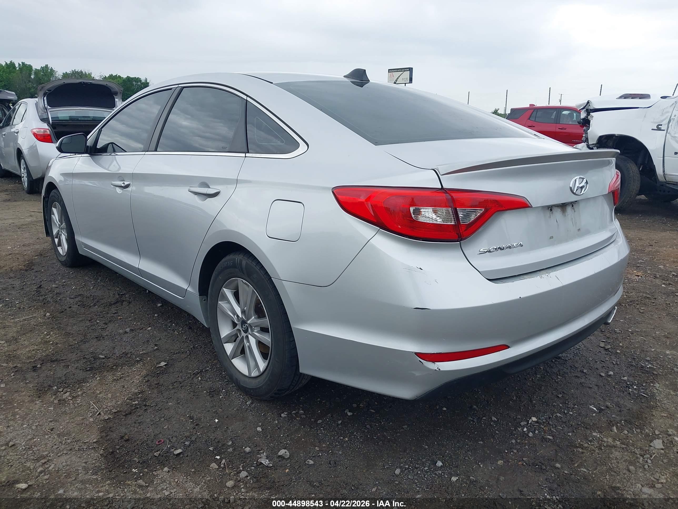 HYUNDAI SONATA image 3
