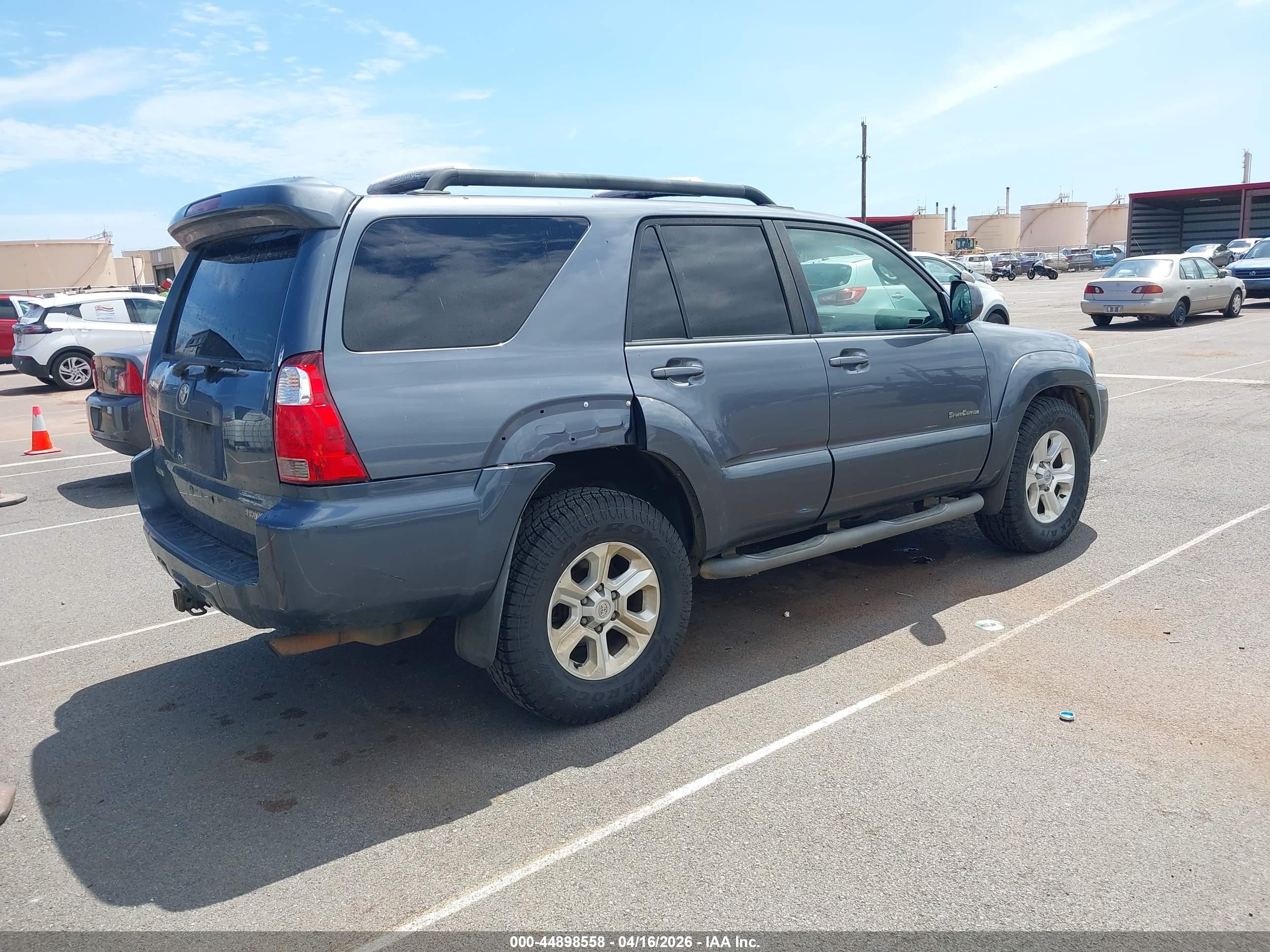 TOYOTA 4RUNNER image 4