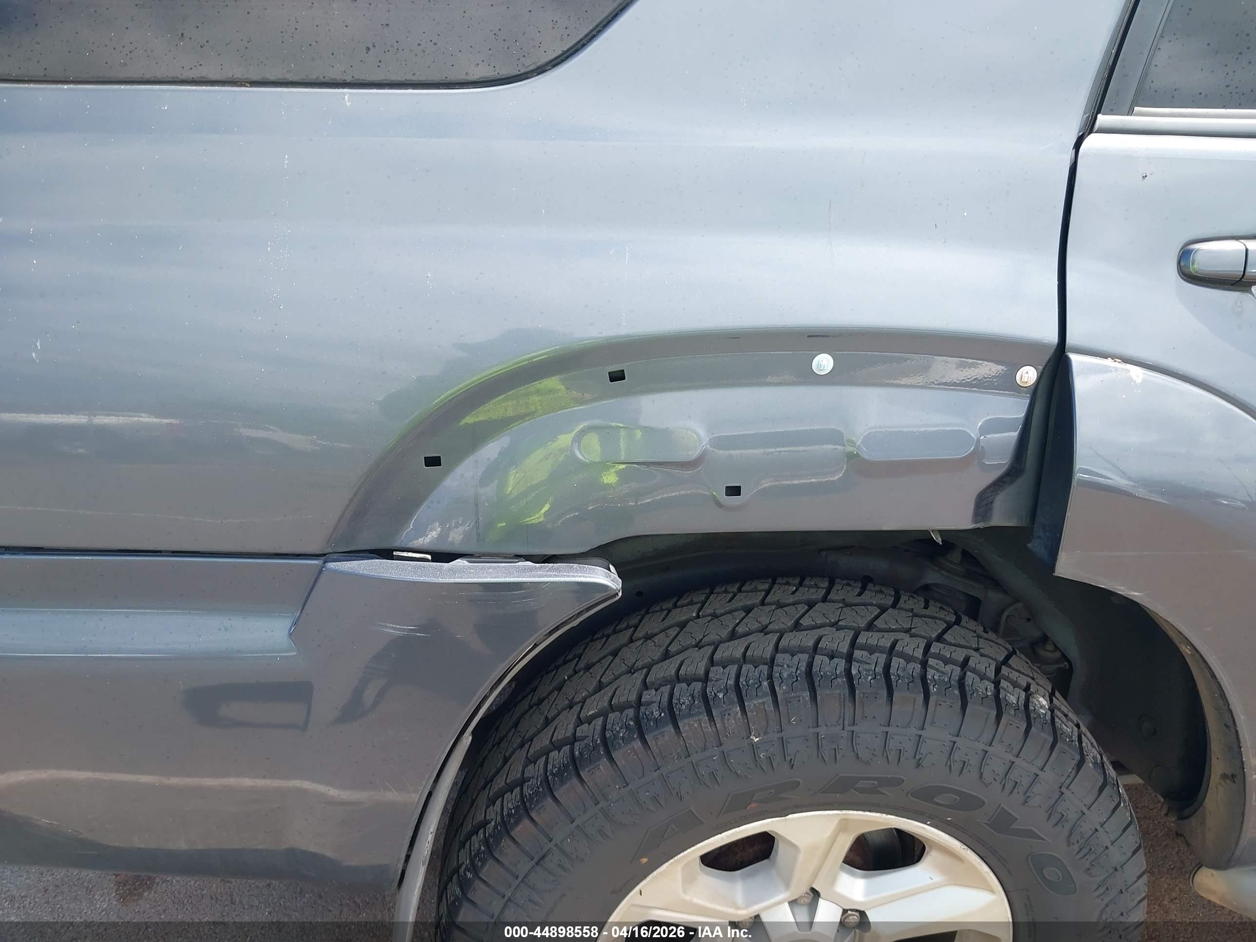 TOYOTA 4RUNNER image 6