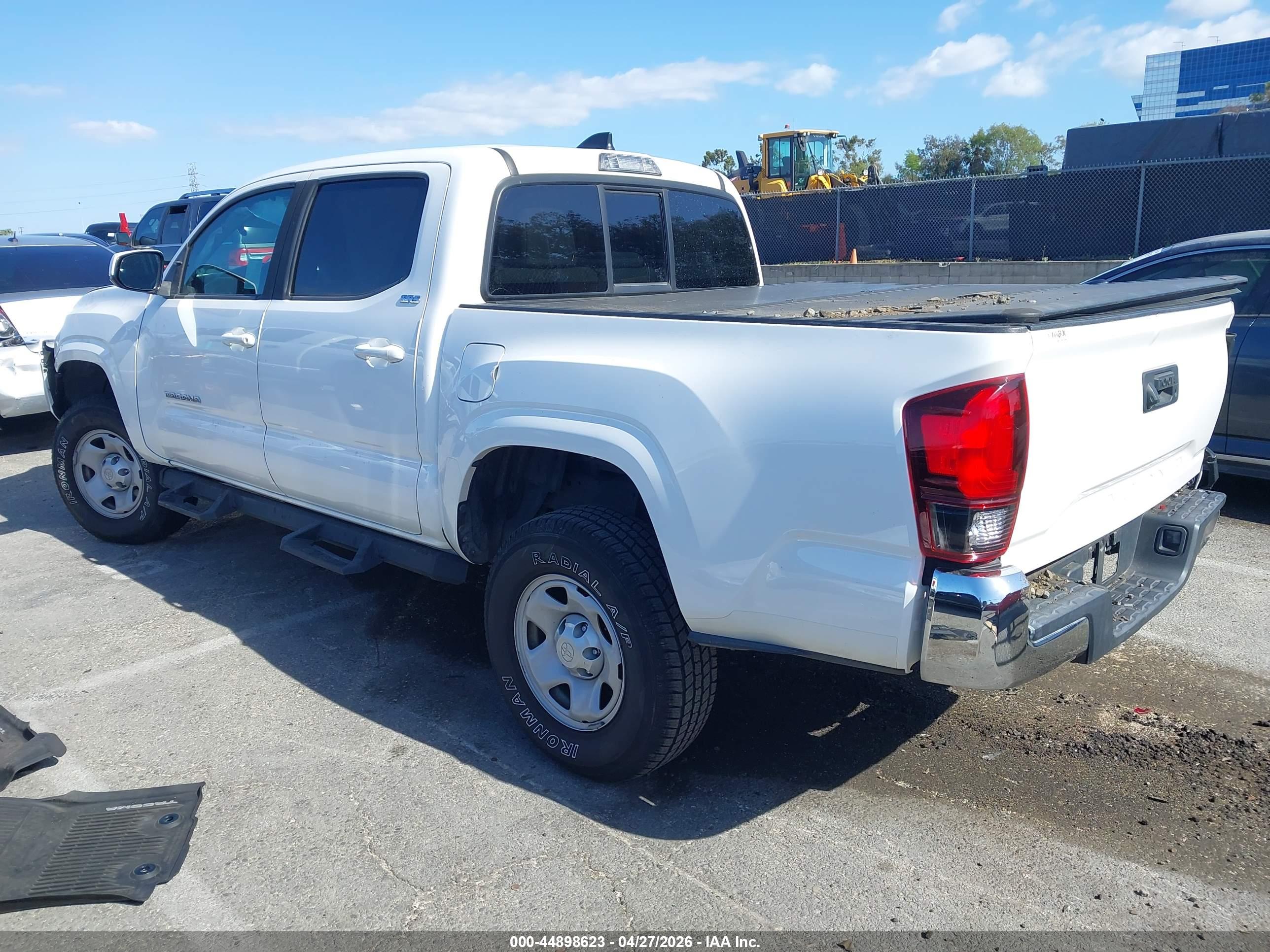 TOYOTA TACOMA image 3