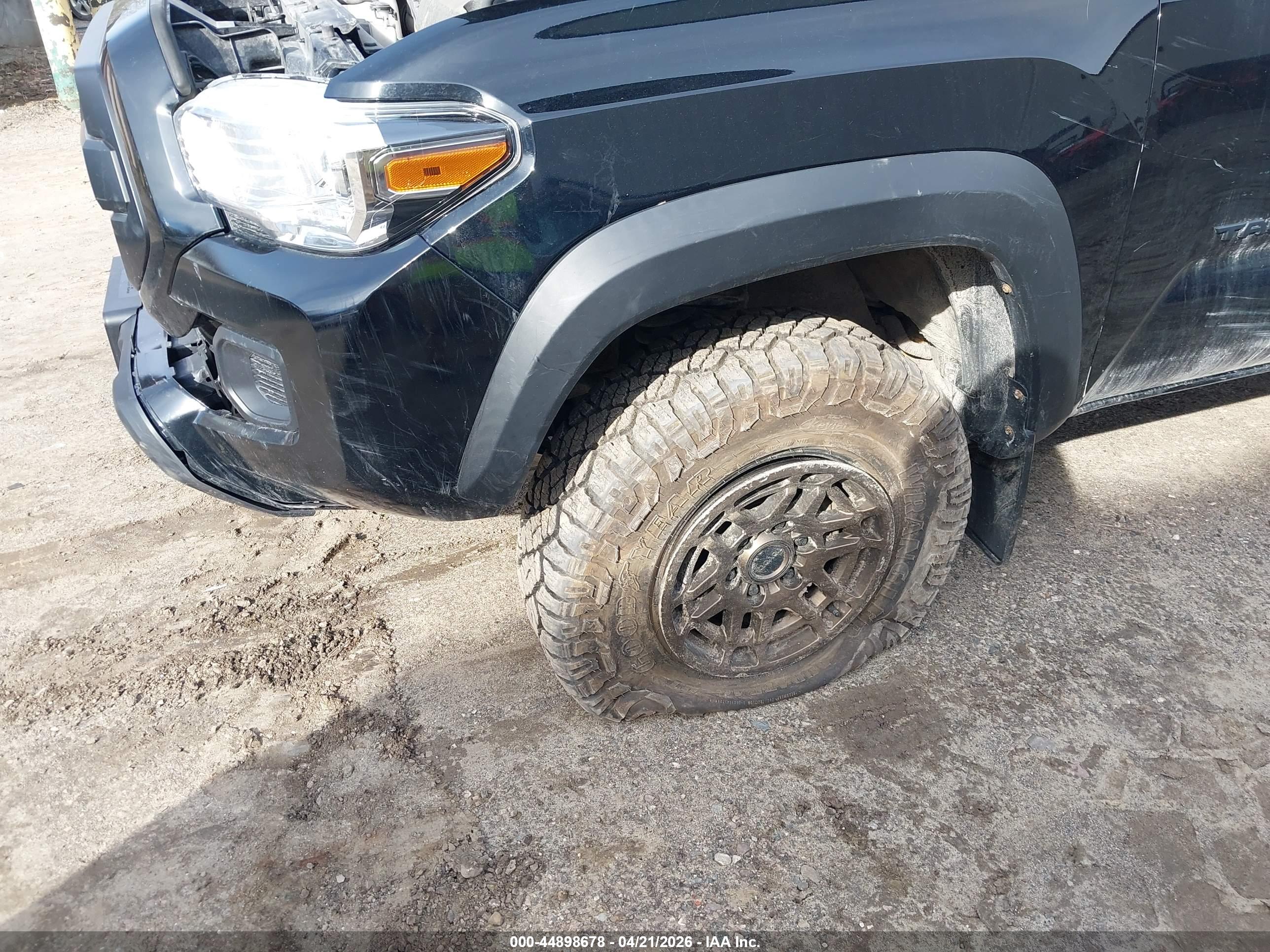TOYOTA TACOMA image 6