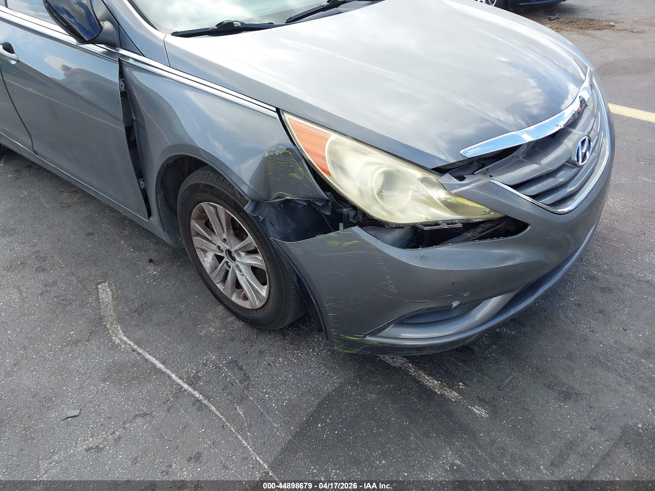 HYUNDAI SONATA image 6