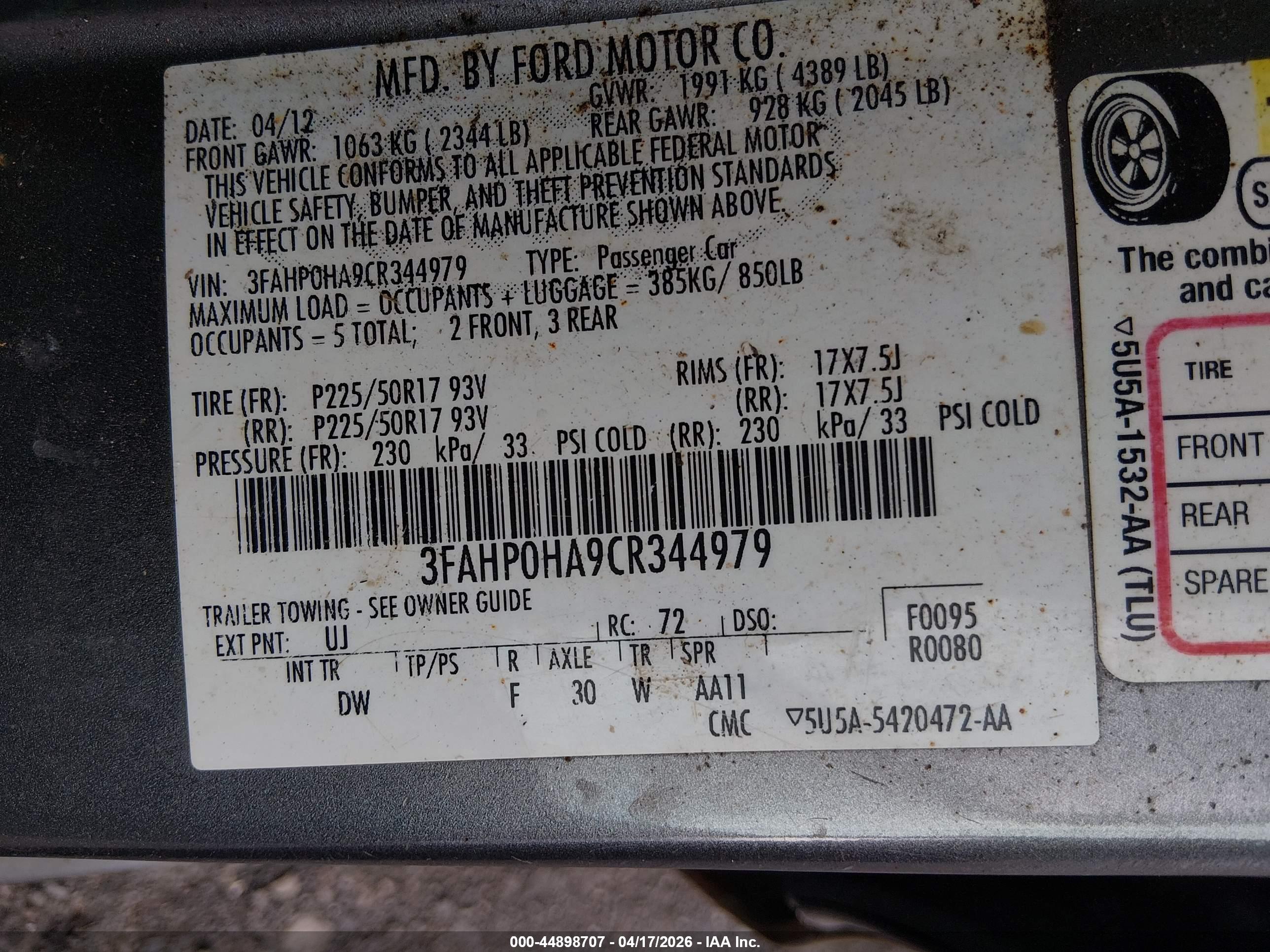 FORD FUSION image 9