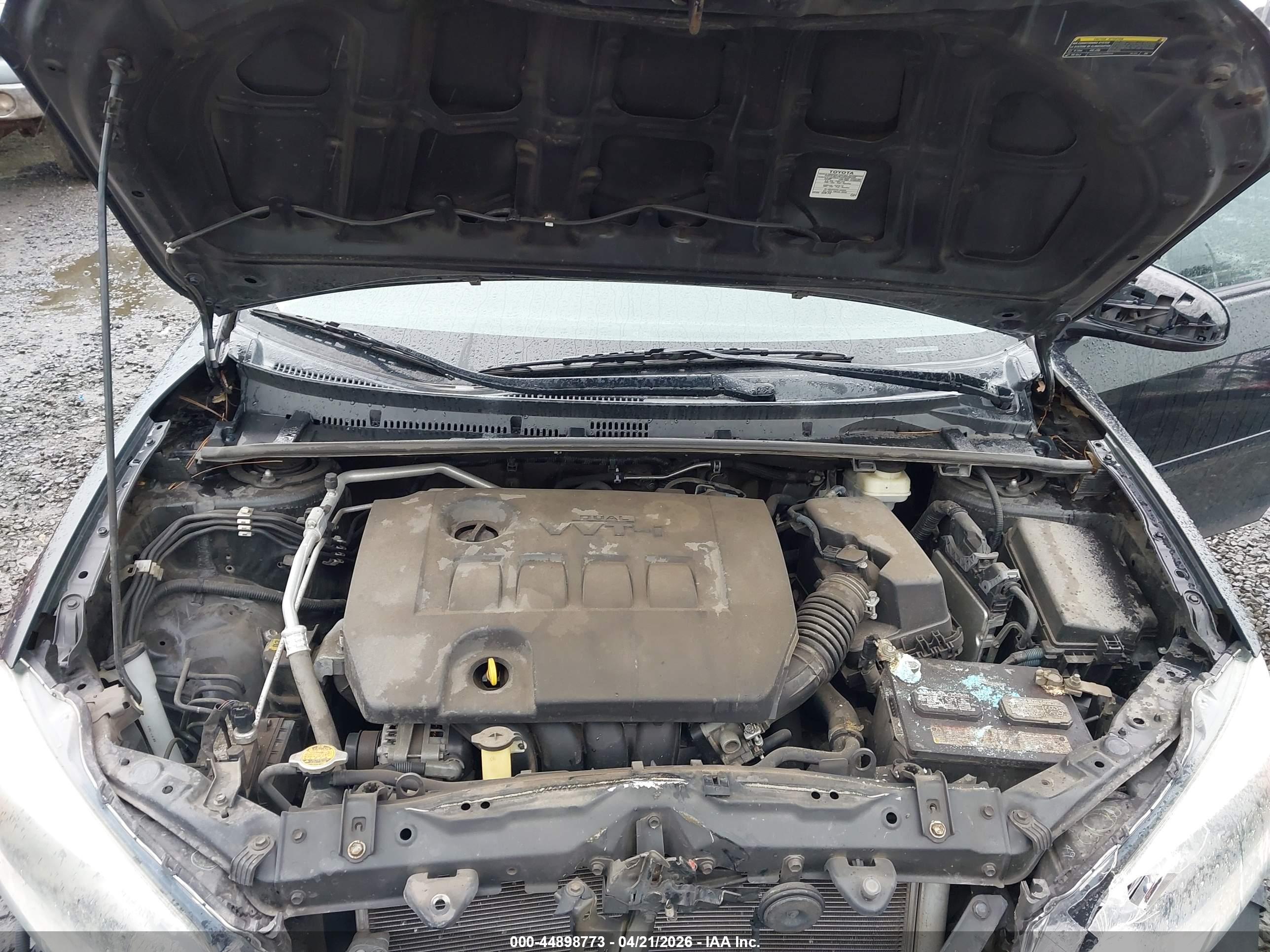 TOYOTA COROLLA image 10
