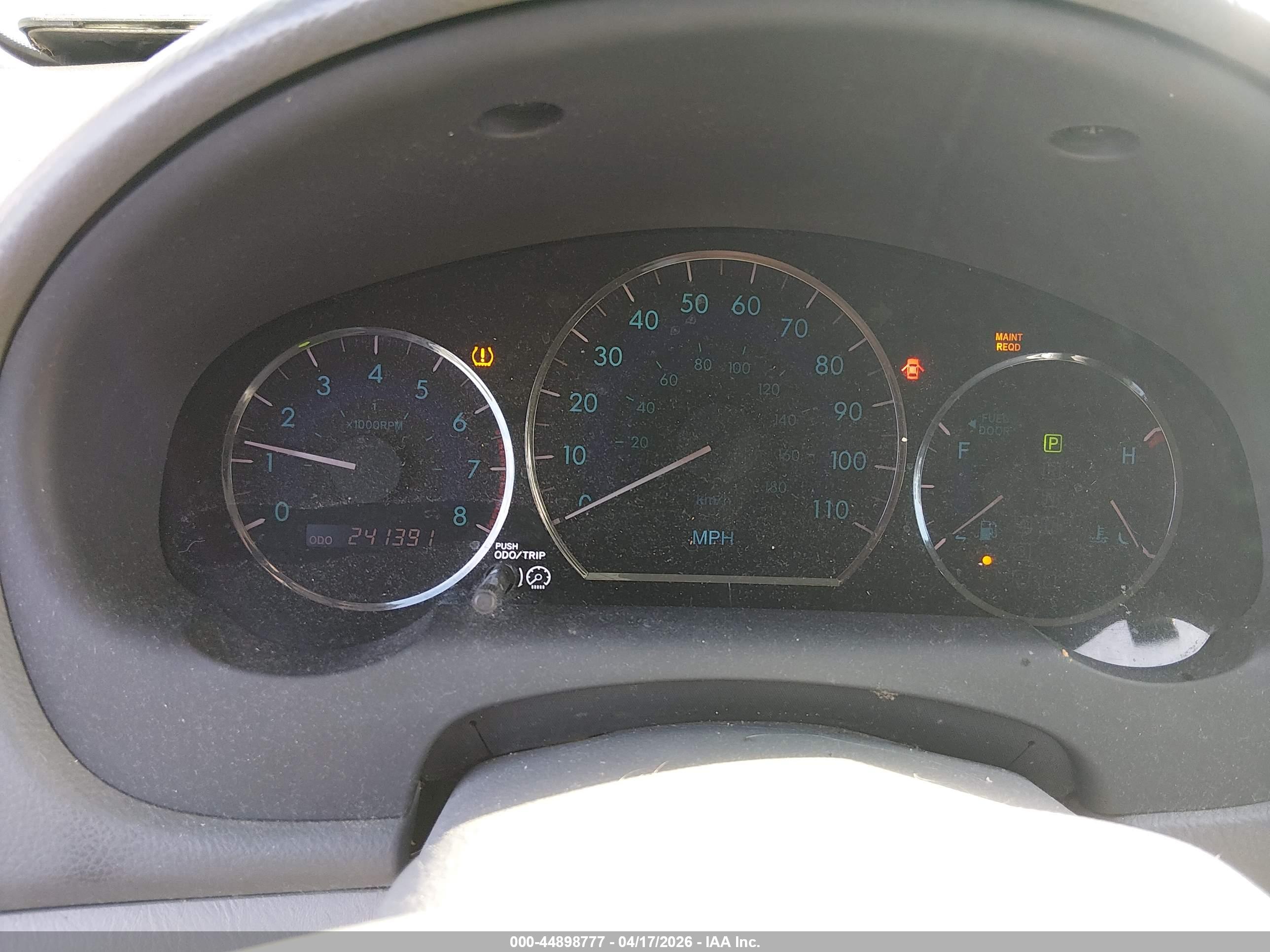 TOYOTA SIENNA image 7