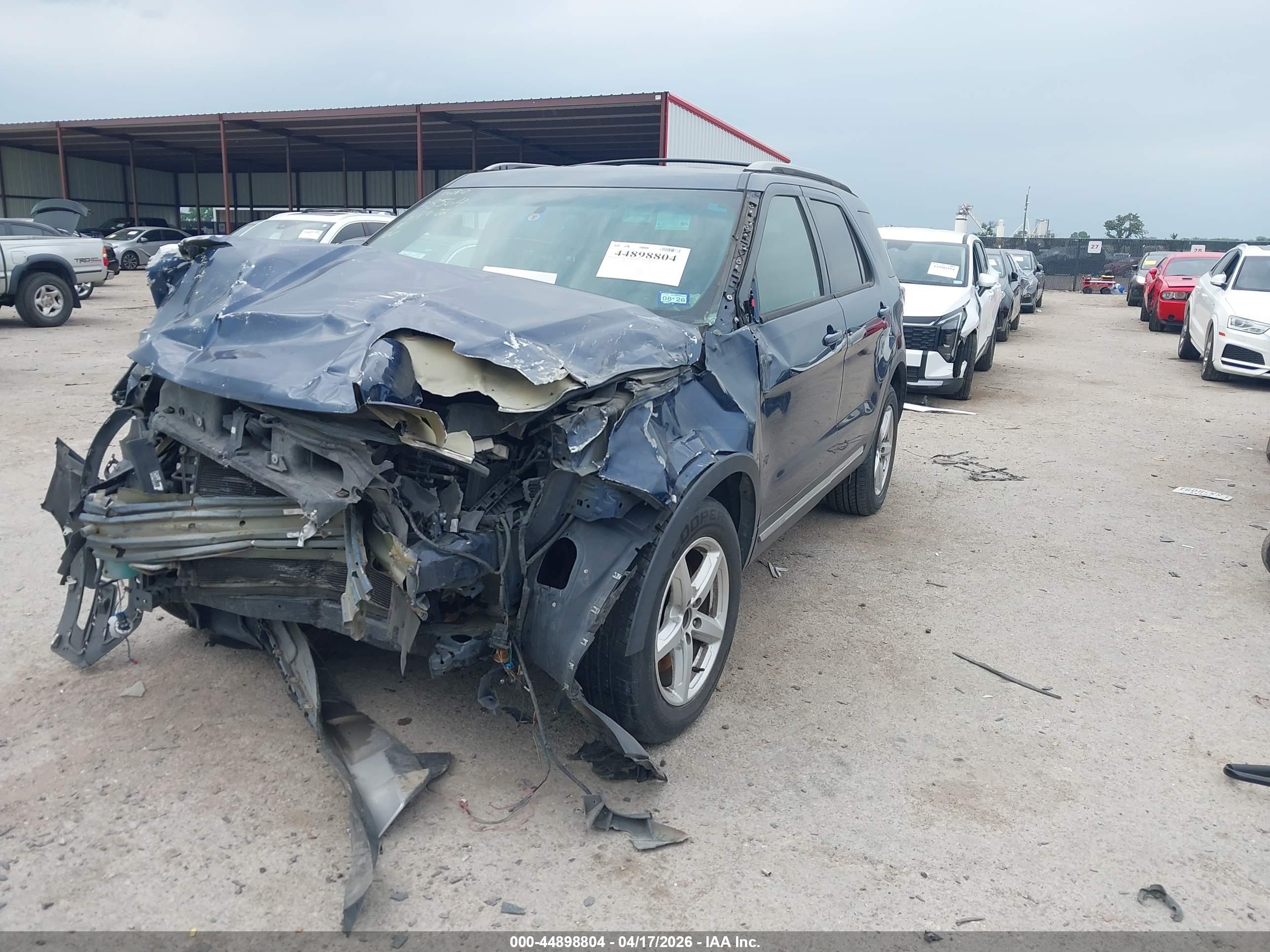 FORD EXPLORER image 2
