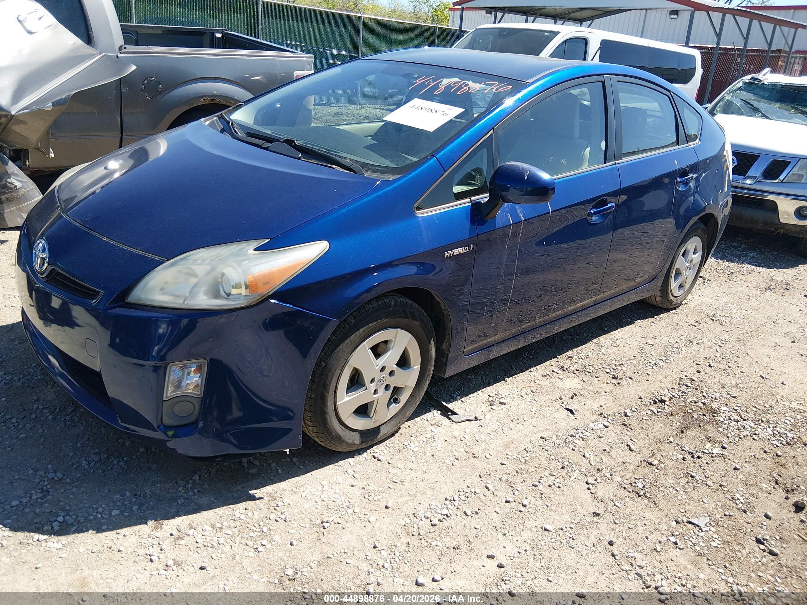 TOYOTA PRIUS image 2