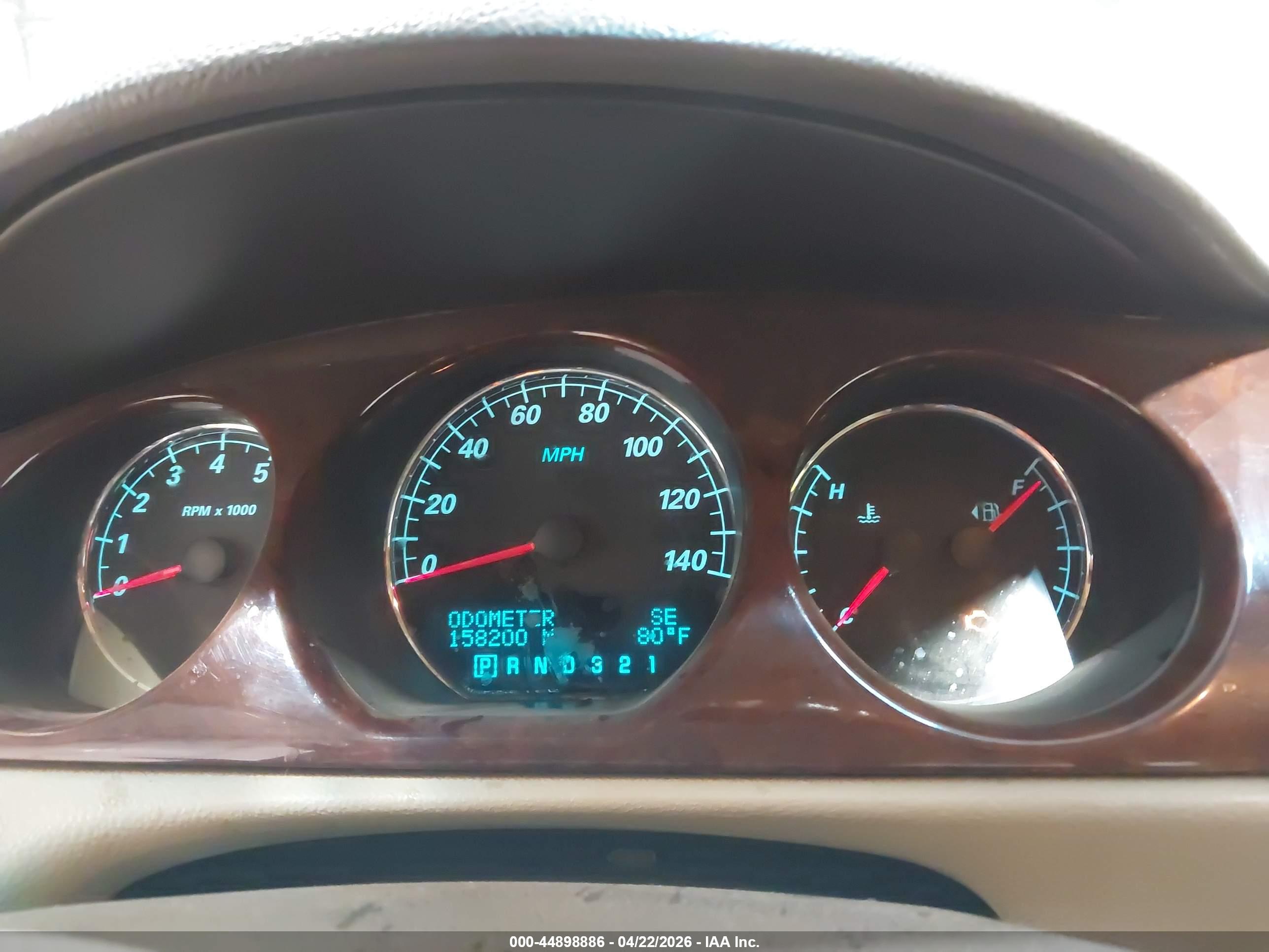BUICK LUCERNE image 7