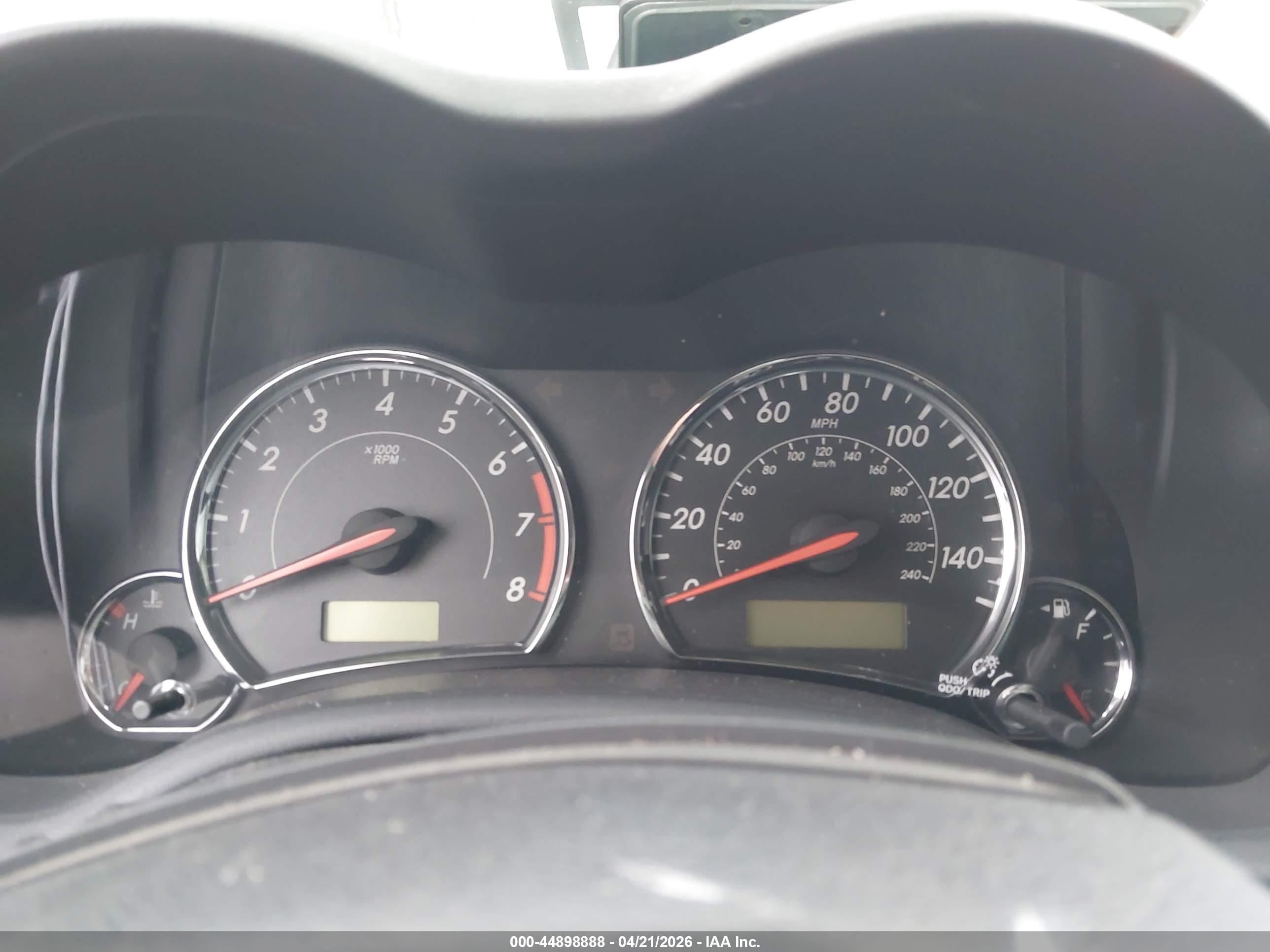 TOYOTA COROLLA image 7