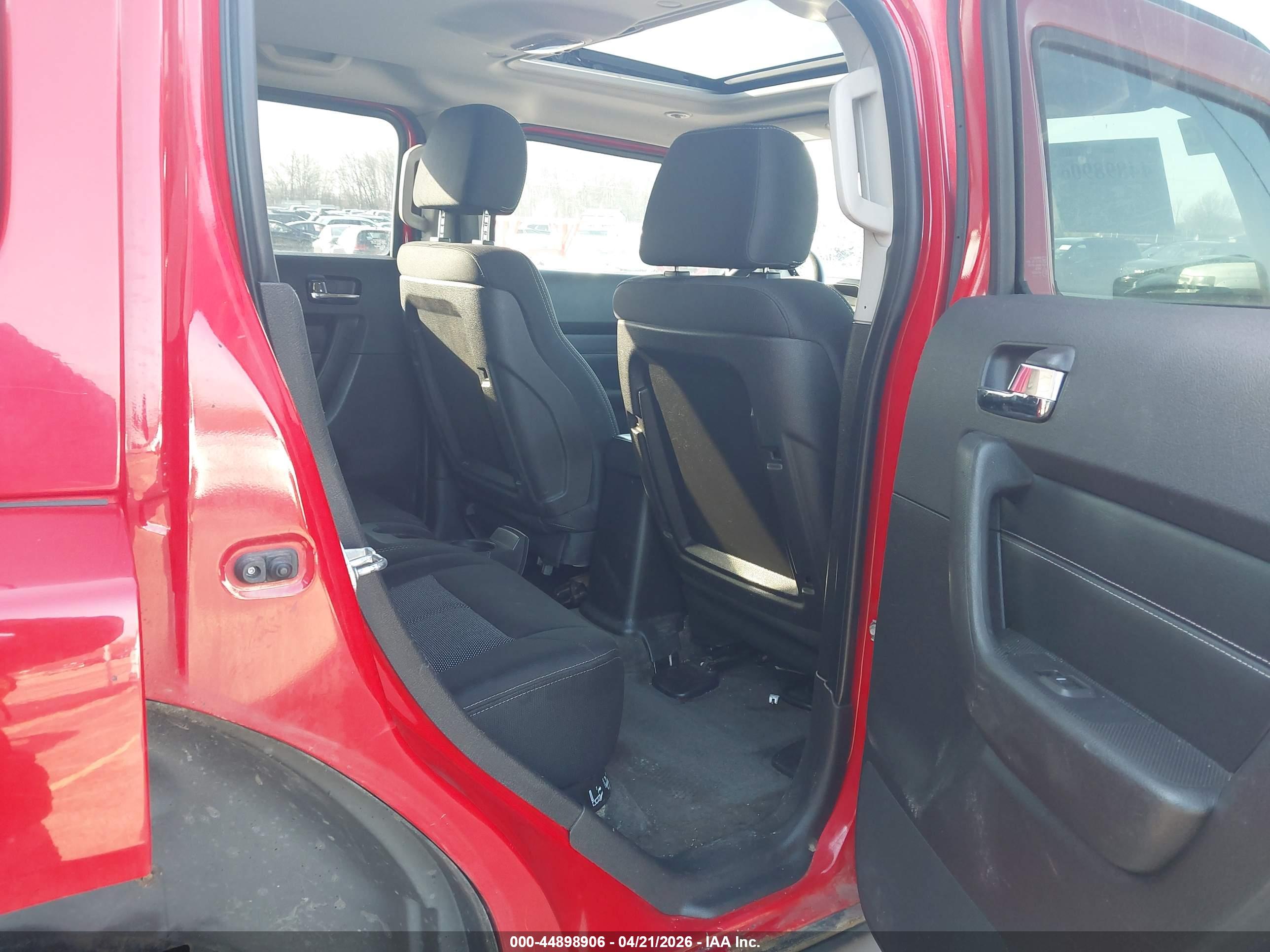 HUMMER H3 image 8