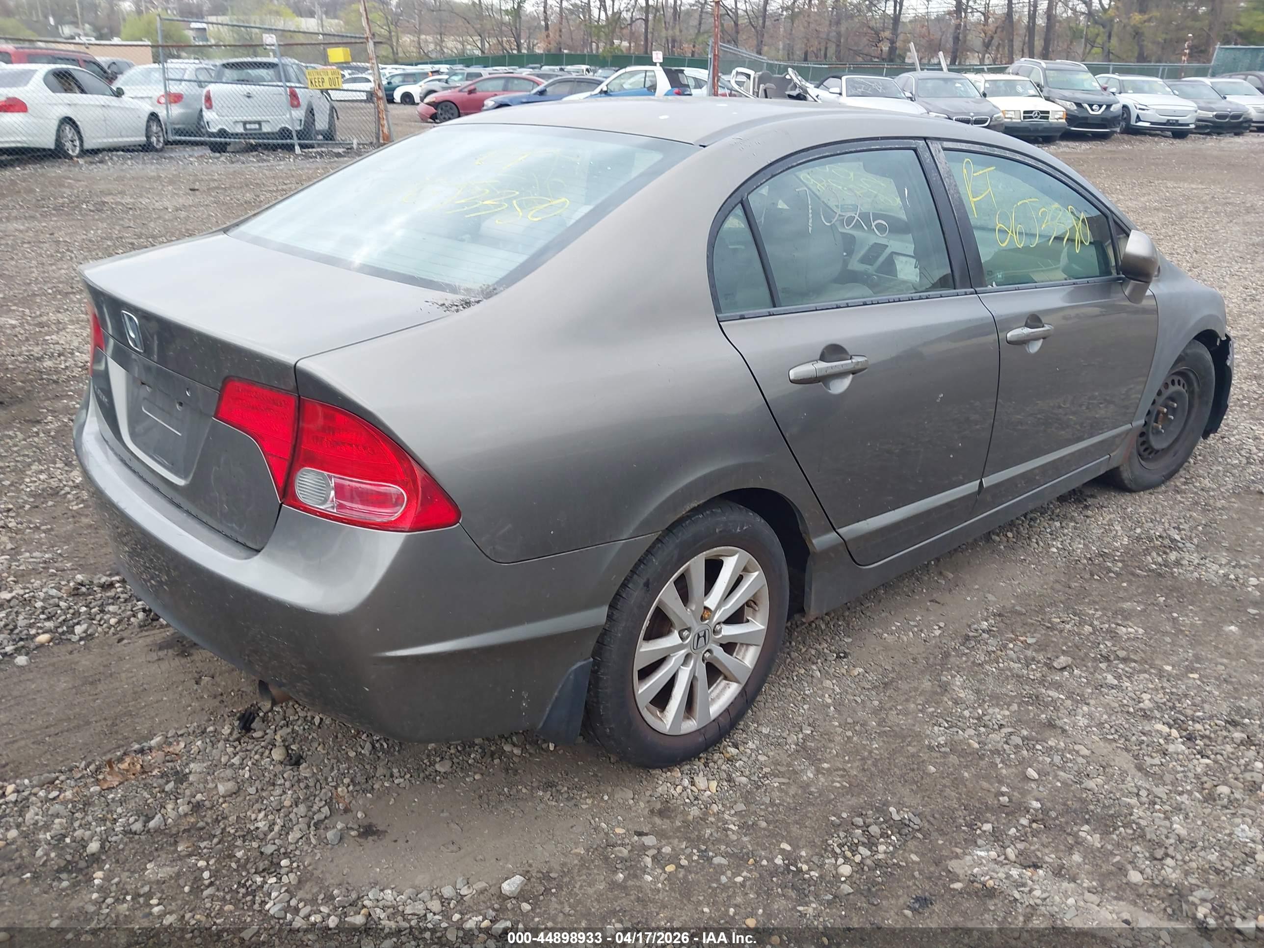 HONDA CIVIC image 4