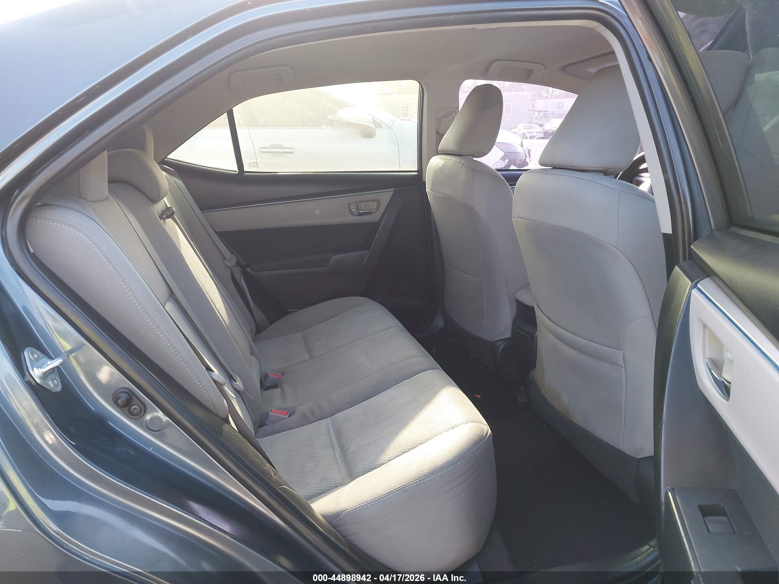 TOYOTA COROLLA image 8