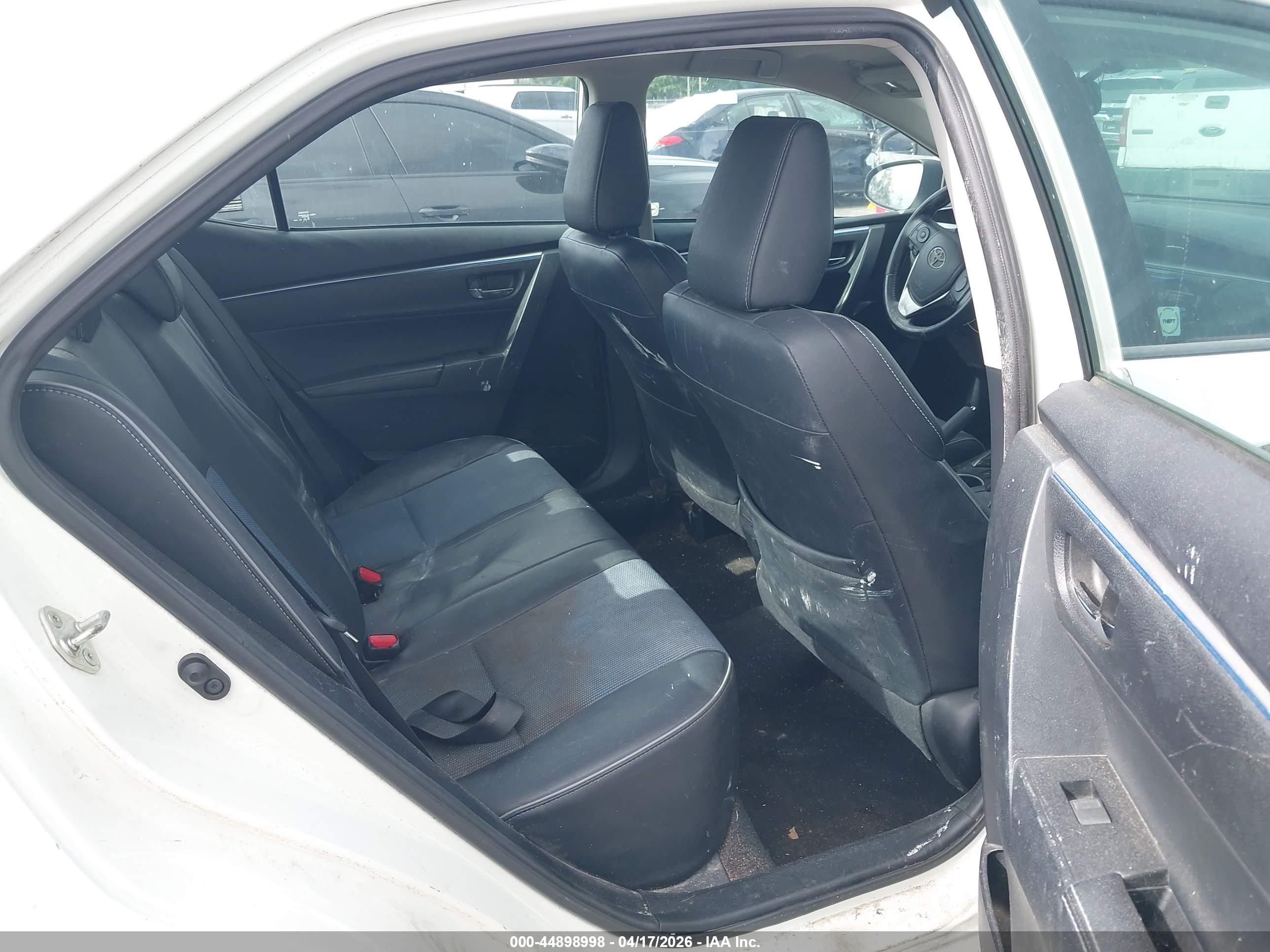 TOYOTA COROLLA image 8