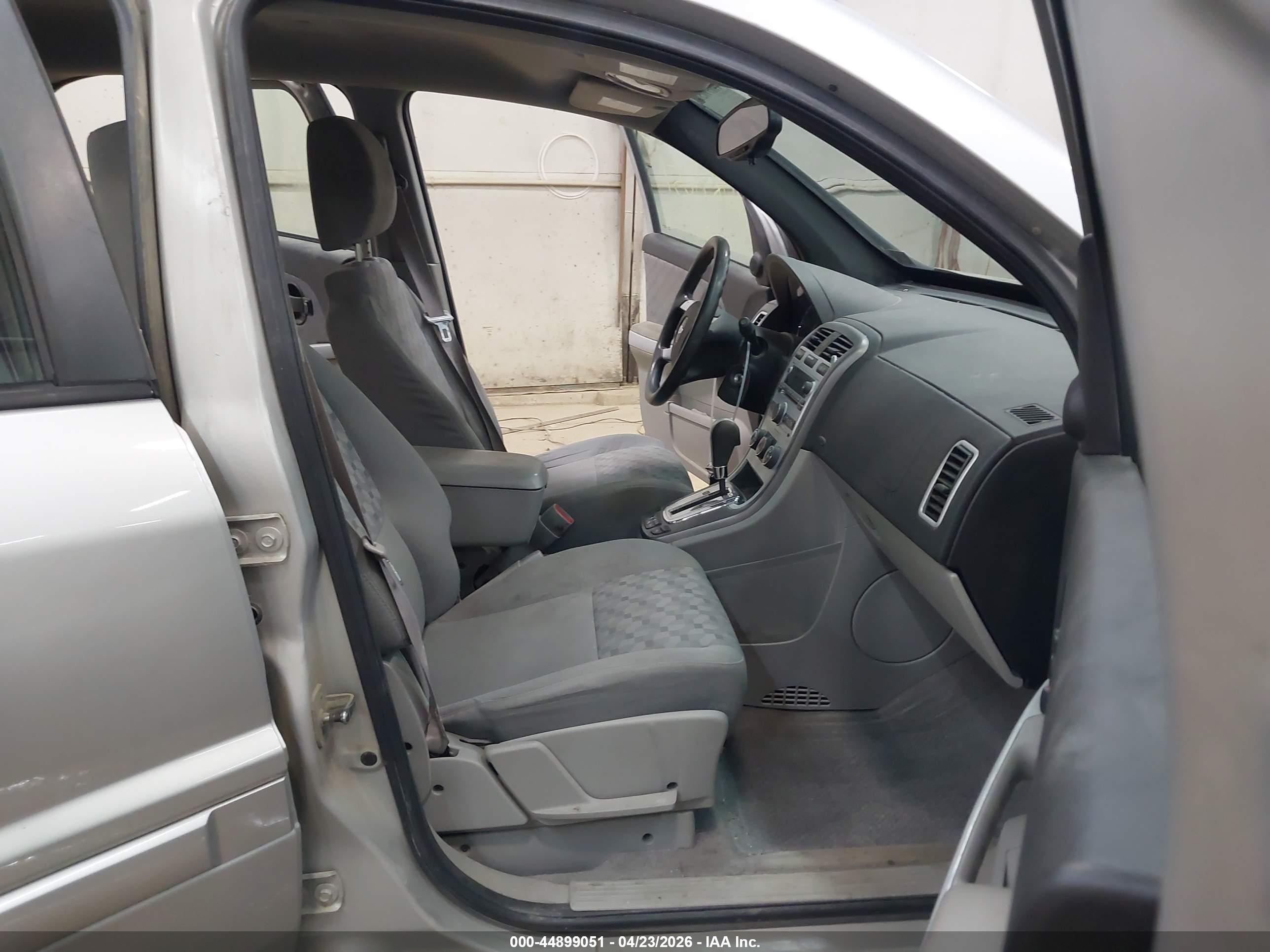 CHEVROLET EQUINOX image 5