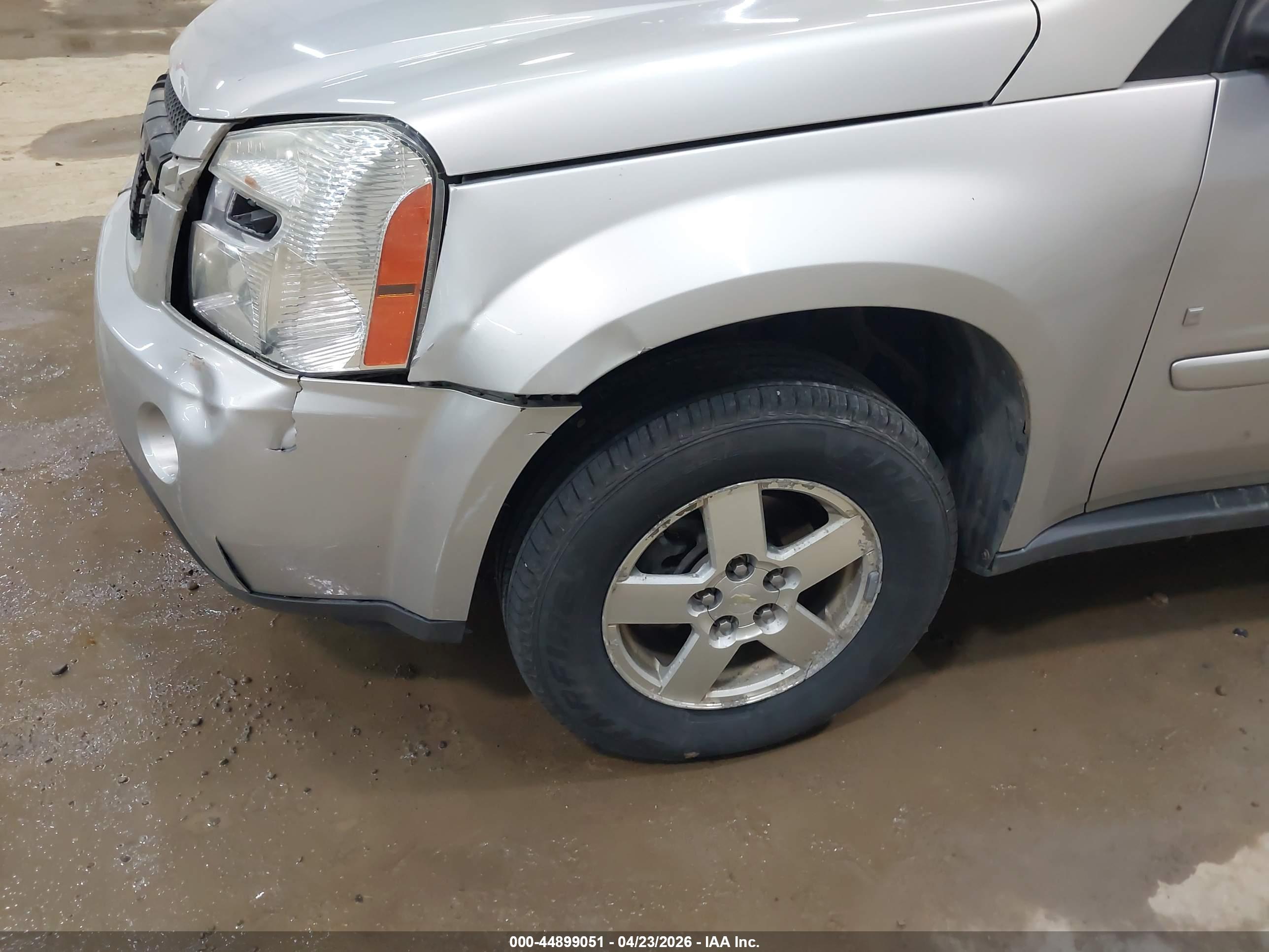 CHEVROLET EQUINOX image 6