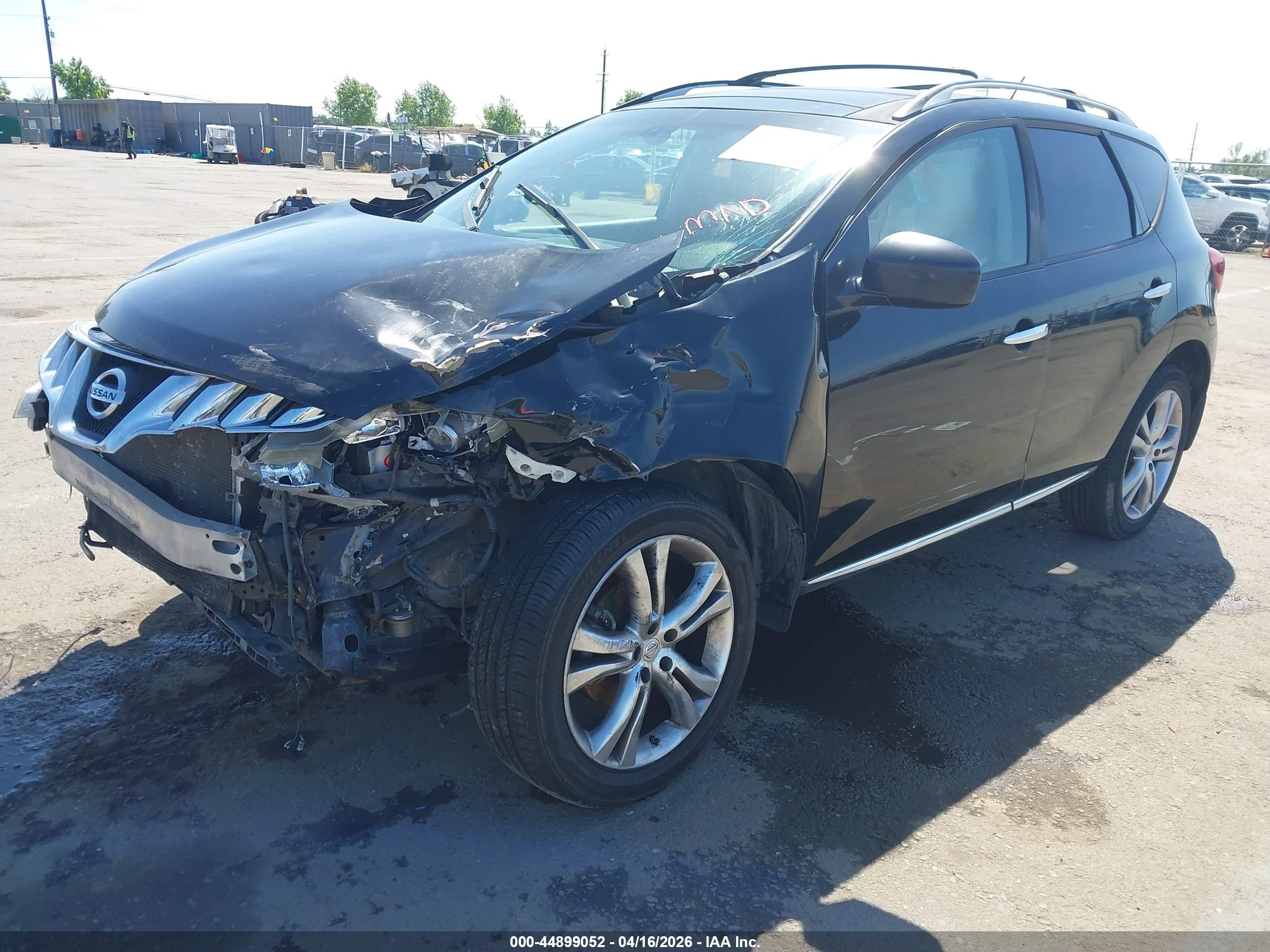 NISSAN MURANO image 2