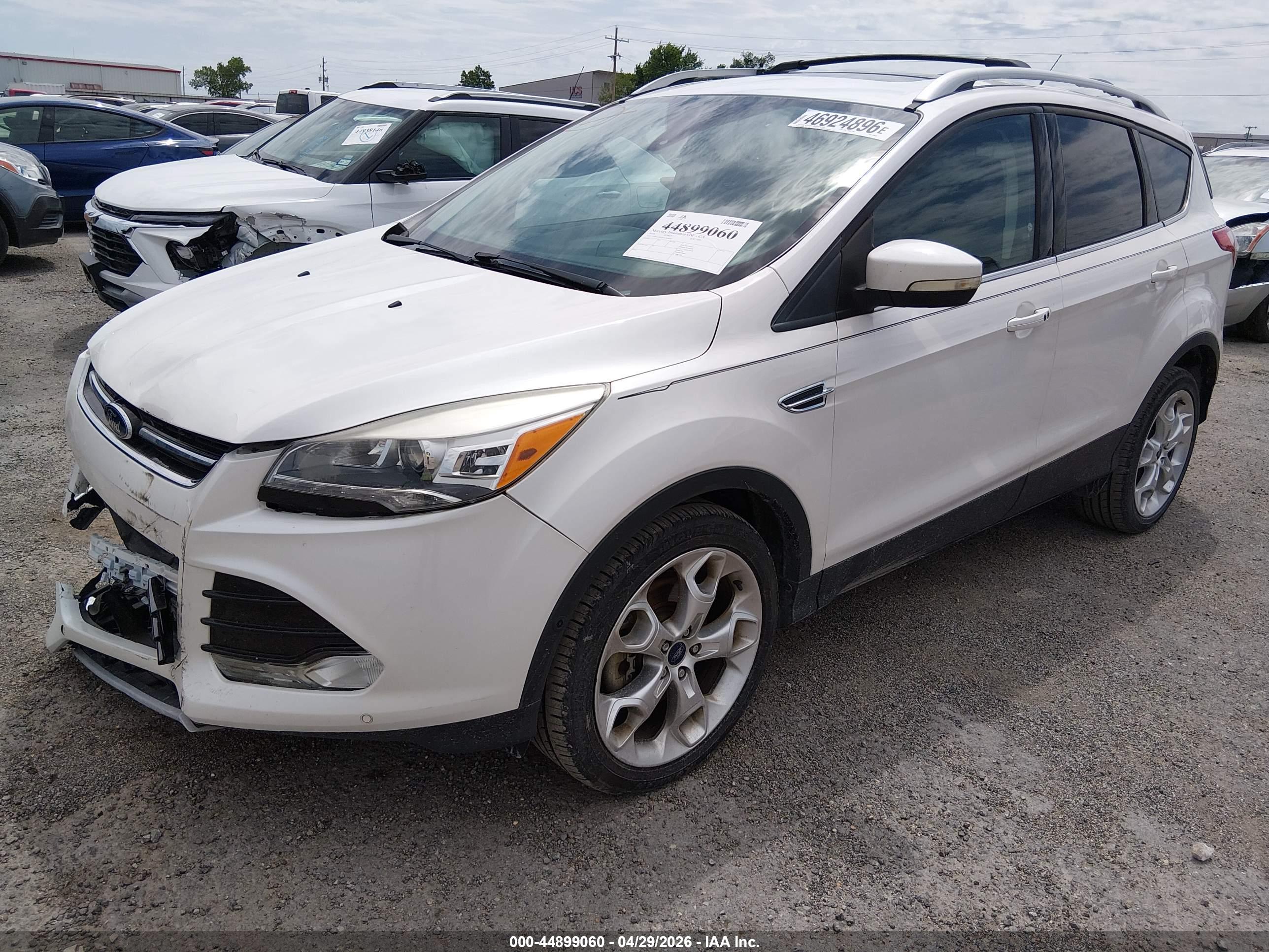 FORD ESCAPE image 2
